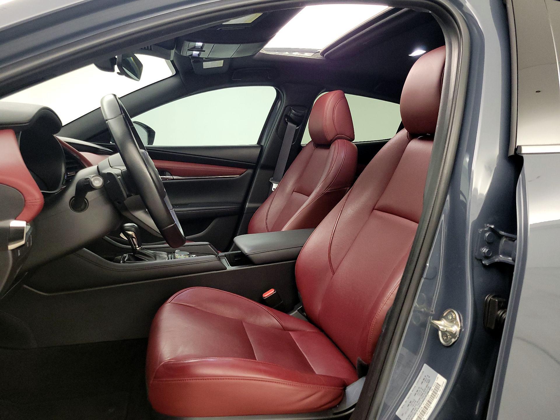 Thumbnail: 2021 Mazda Mazda3 - 11