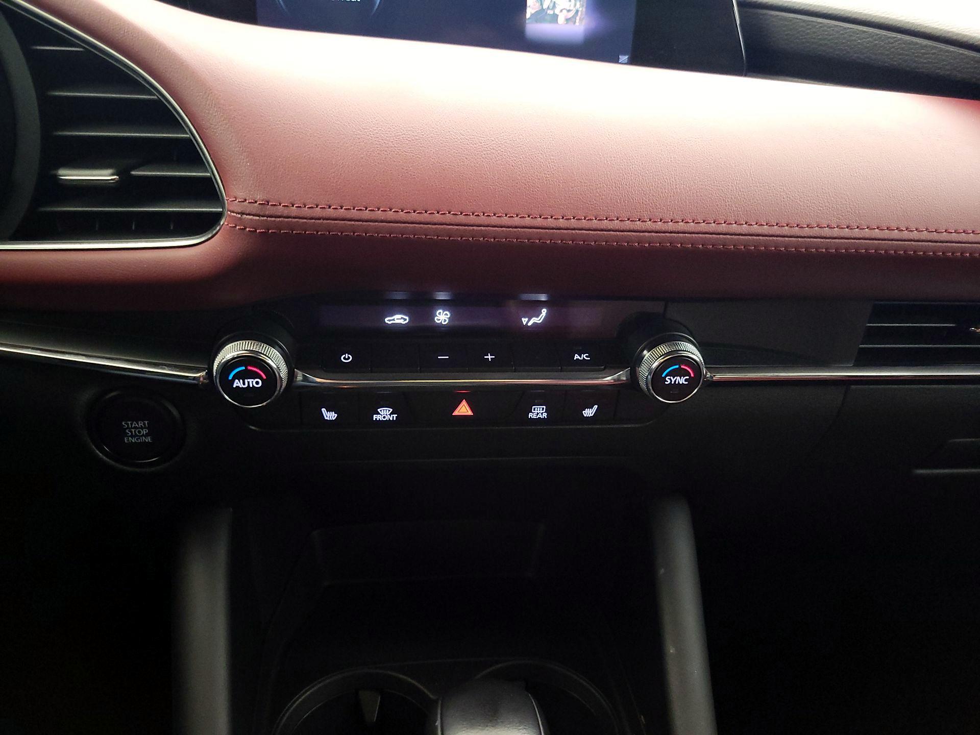 Thumbnail: 2021 Mazda Mazda3 - 16