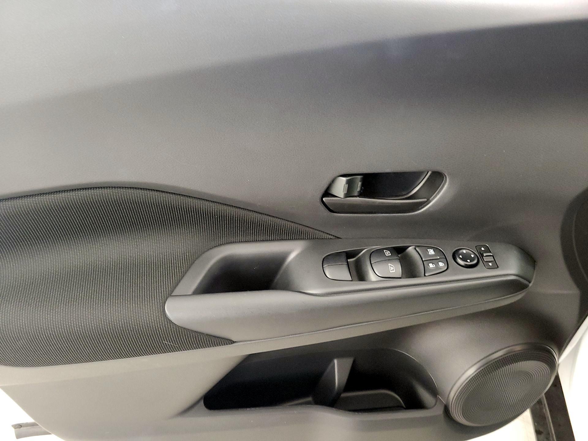 Thumbnail: 2024 Nissan Kicks - 12