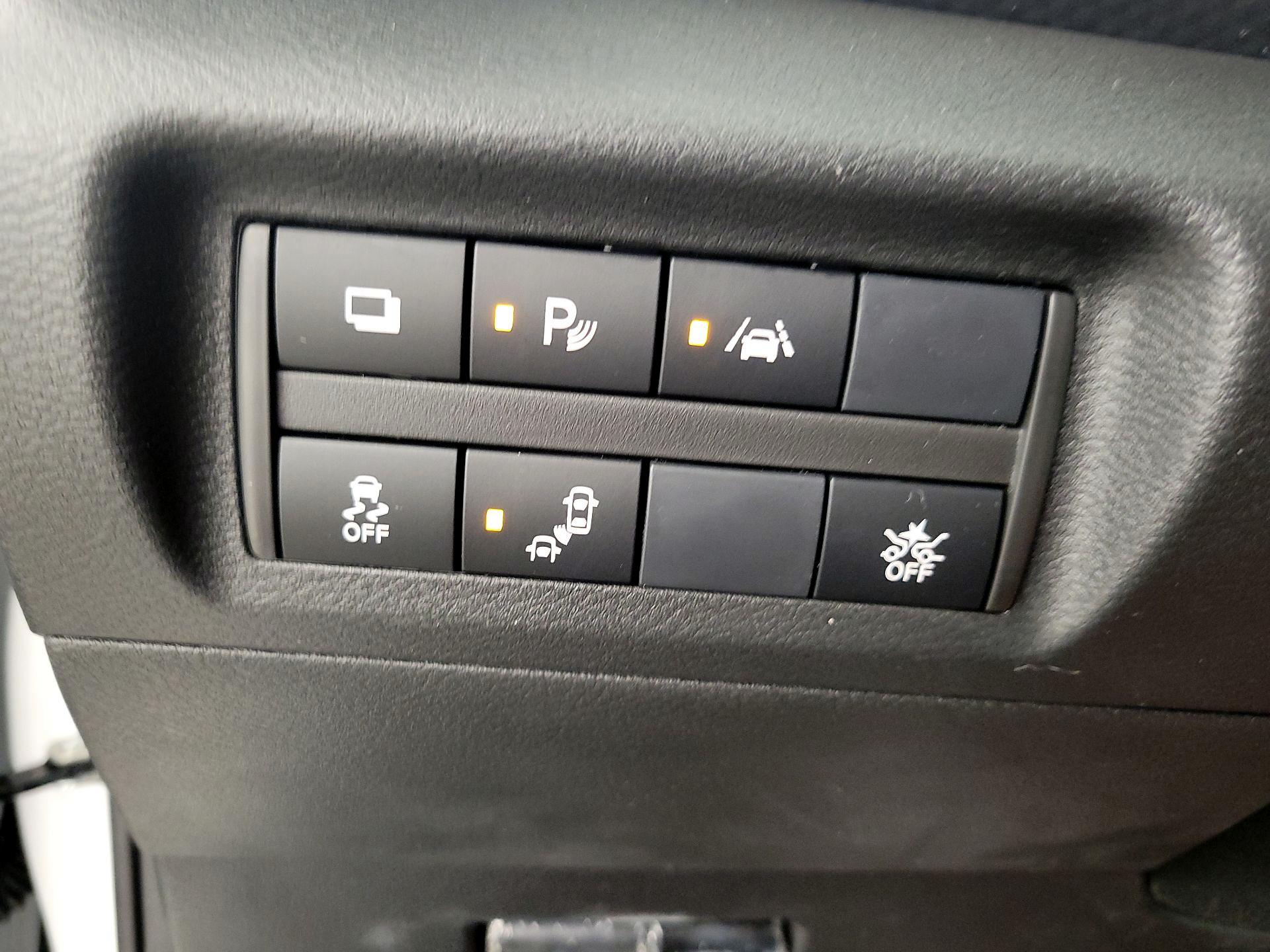 Thumbnail: 2024 Nissan Kicks - 13