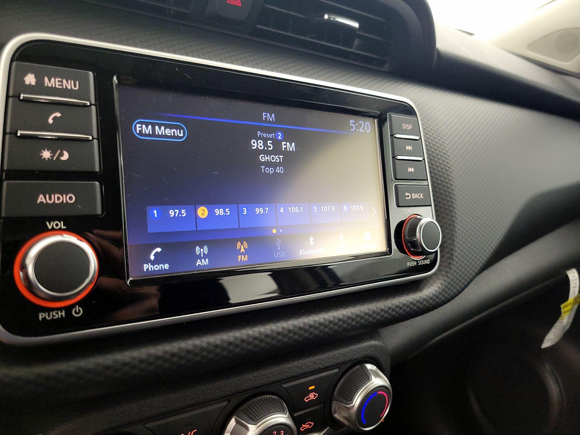 Thumbnail: 2024 Nissan Kicks - 15