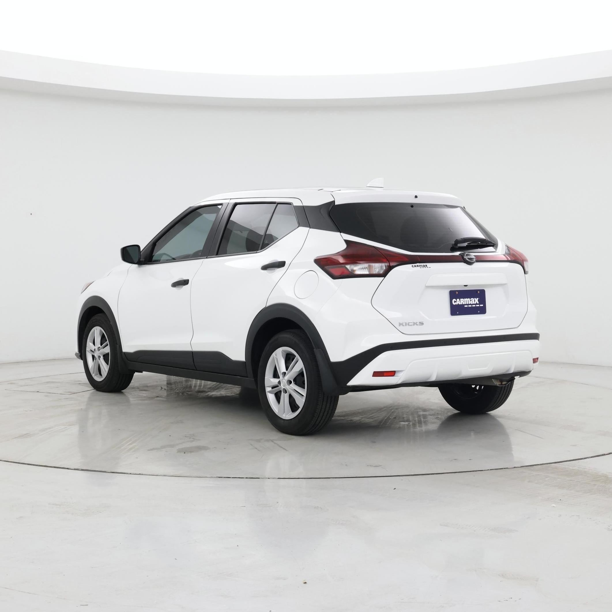 Thumbnail: 2024 Nissan Kicks - 2