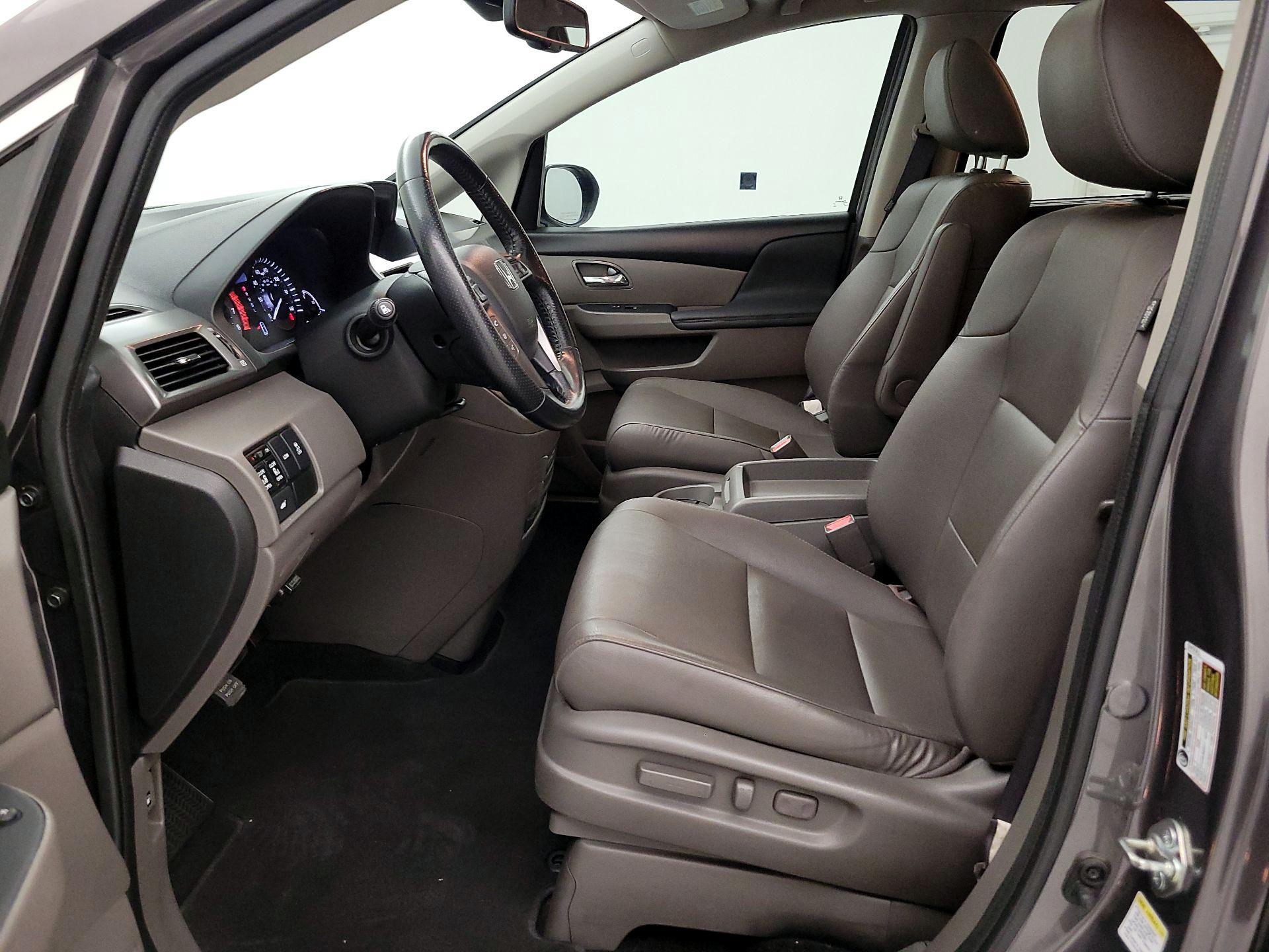 Thumbnail: 2015 Honda Odyssey - 11