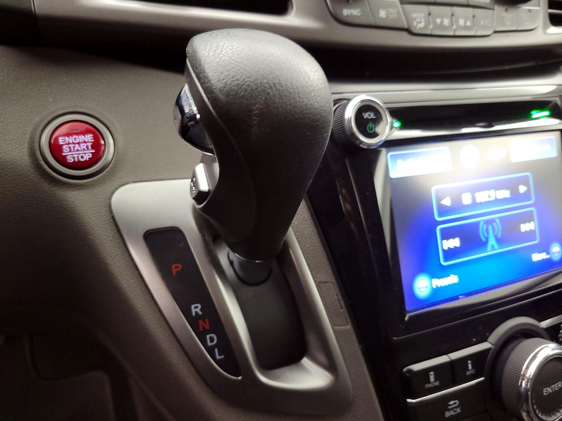 Thumbnail: 2015 Honda Odyssey - 17