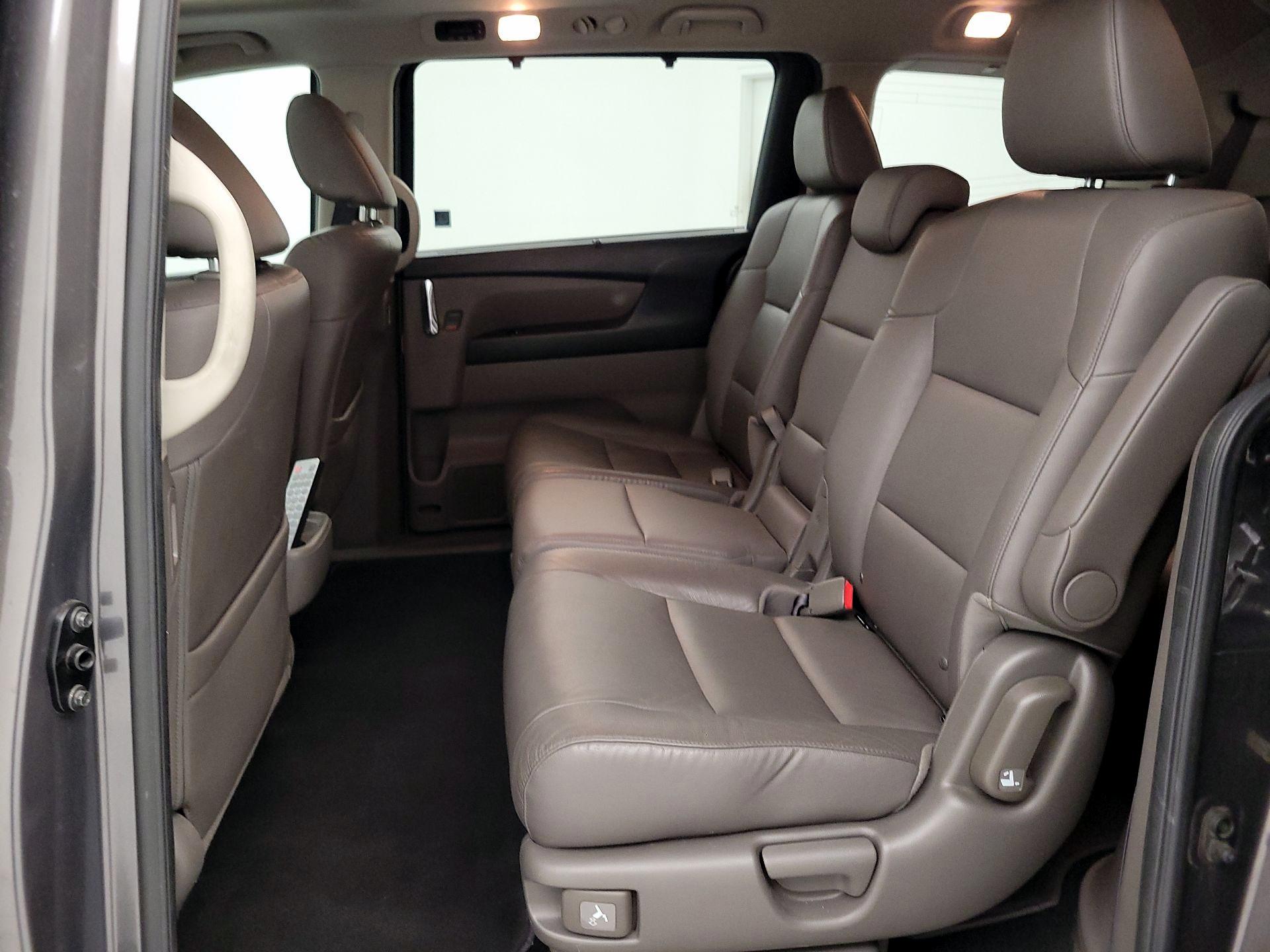 Thumbnail: 2015 Honda Odyssey - 20