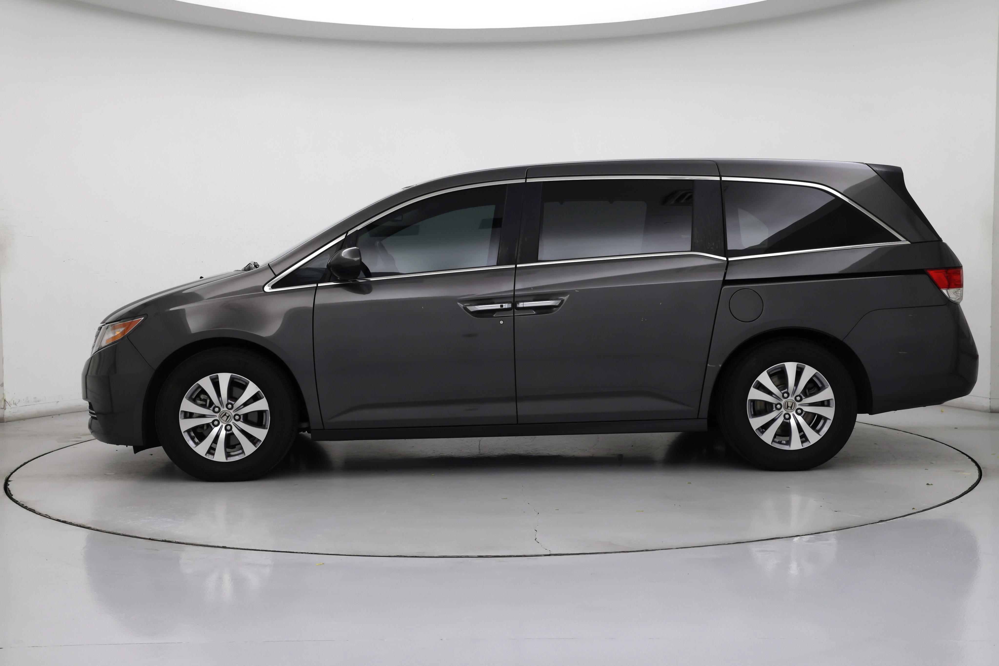 Thumbnail: 2015 Honda Odyssey - 3