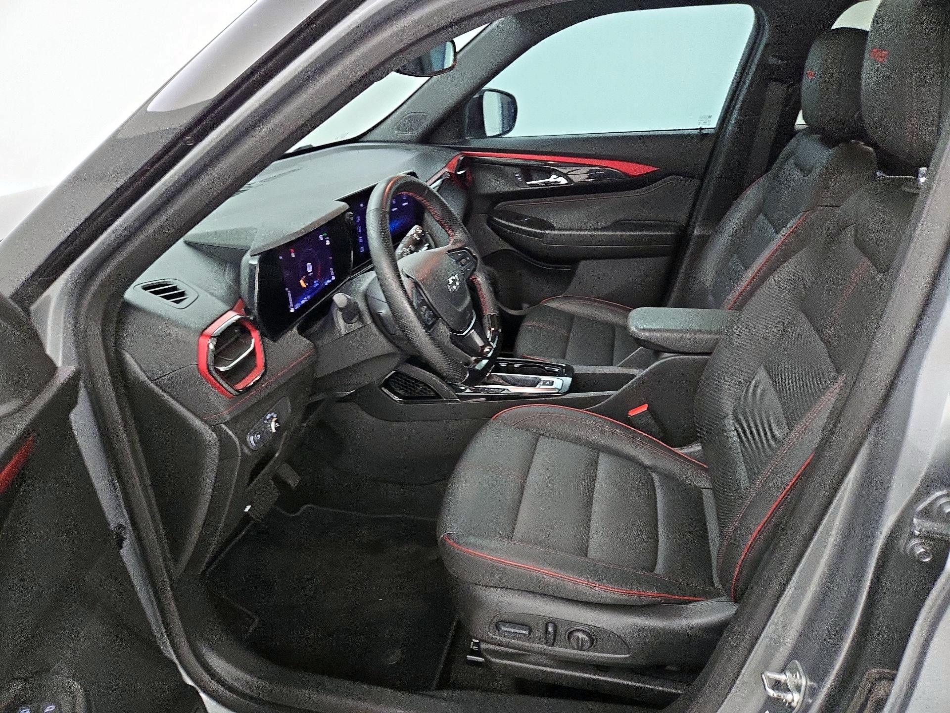 Thumbnail: 2024 Chevrolet TrailBlazer - 11