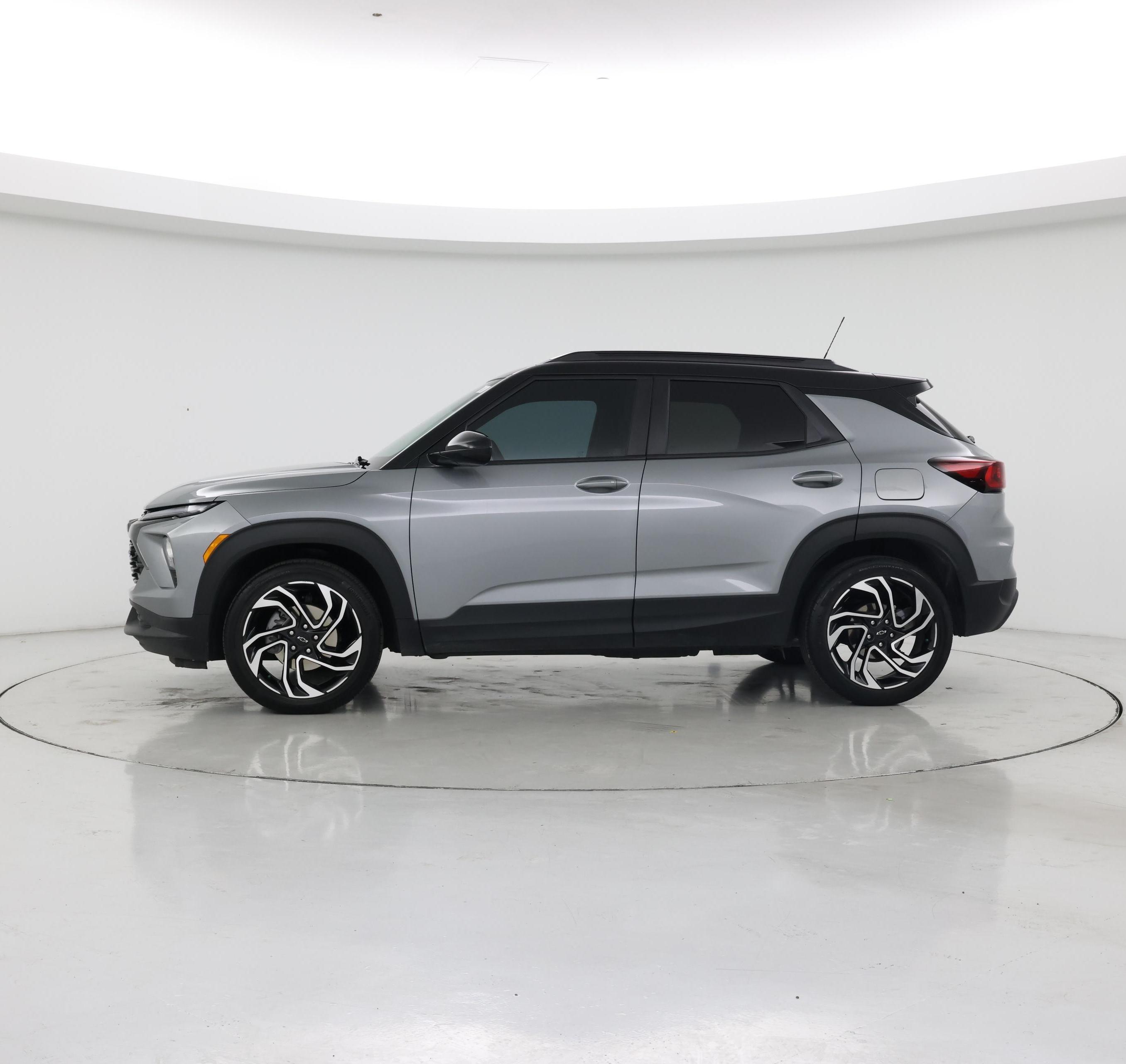 Thumbnail: 2024 Chevrolet TrailBlazer - 3