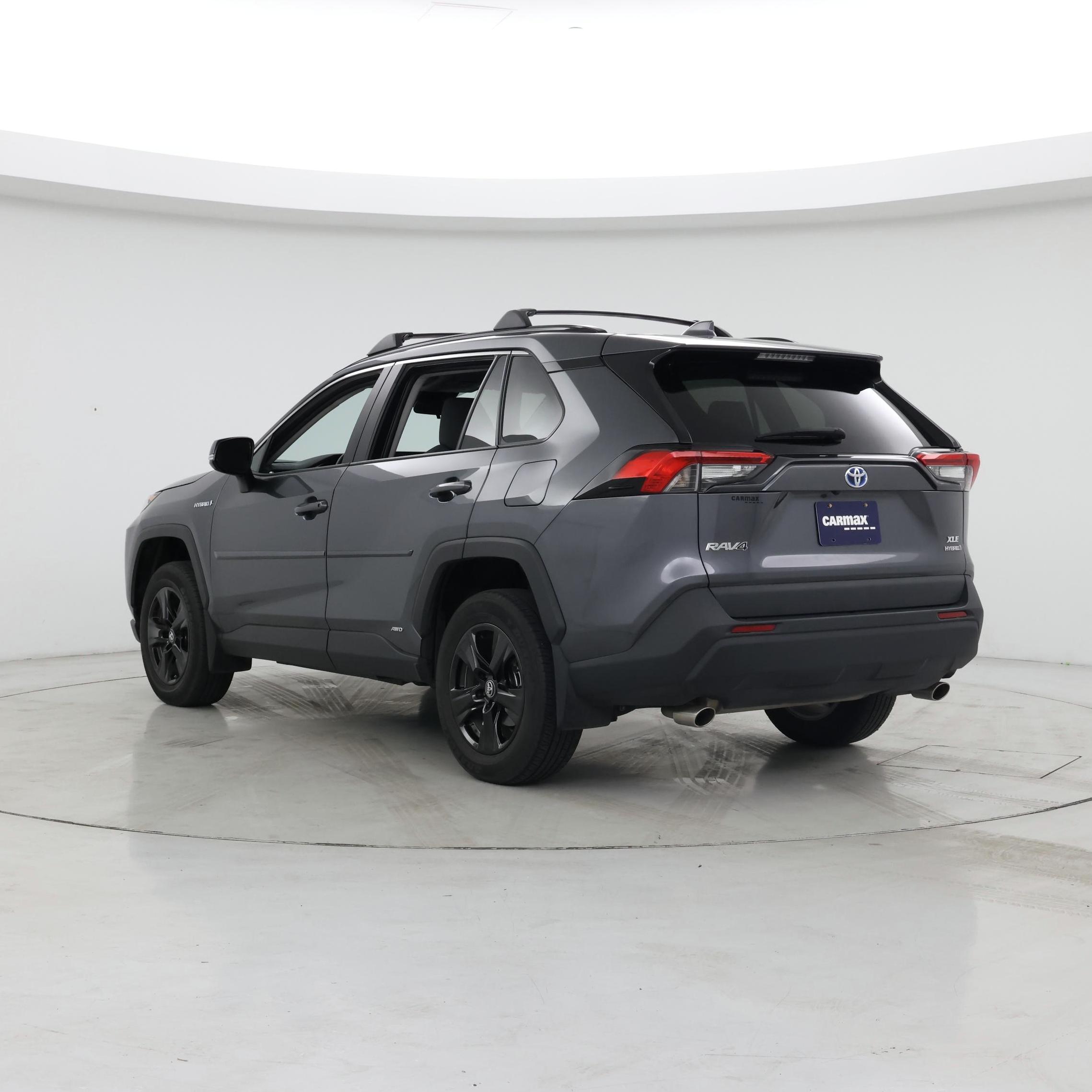Thumbnail: 2020 Toyota RAV4 - 2