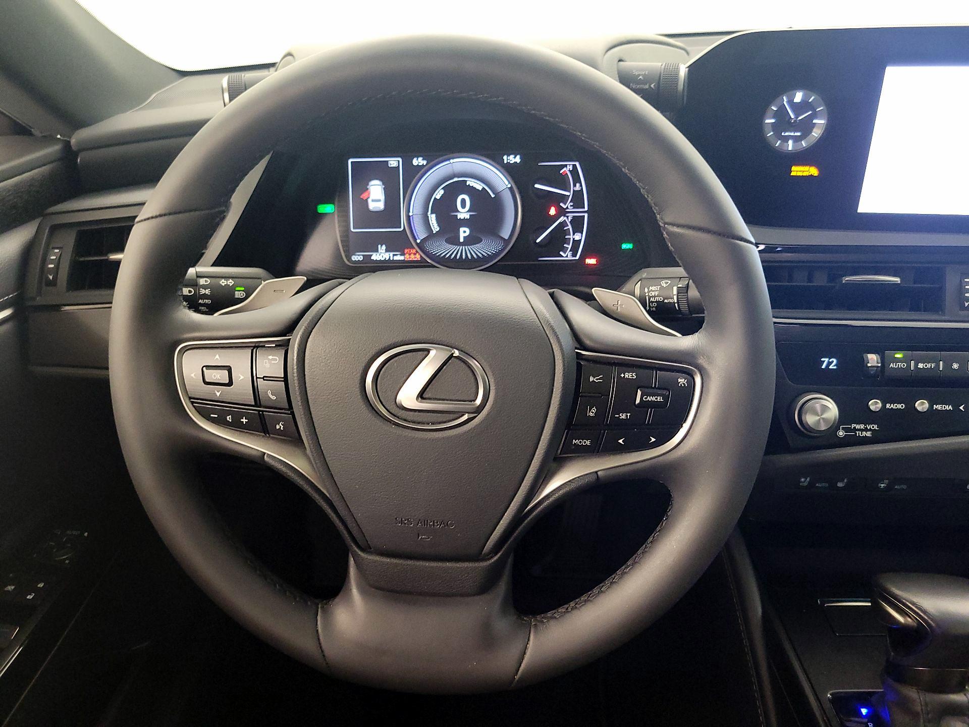 Thumbnail: 2024 Lexus ES - 10