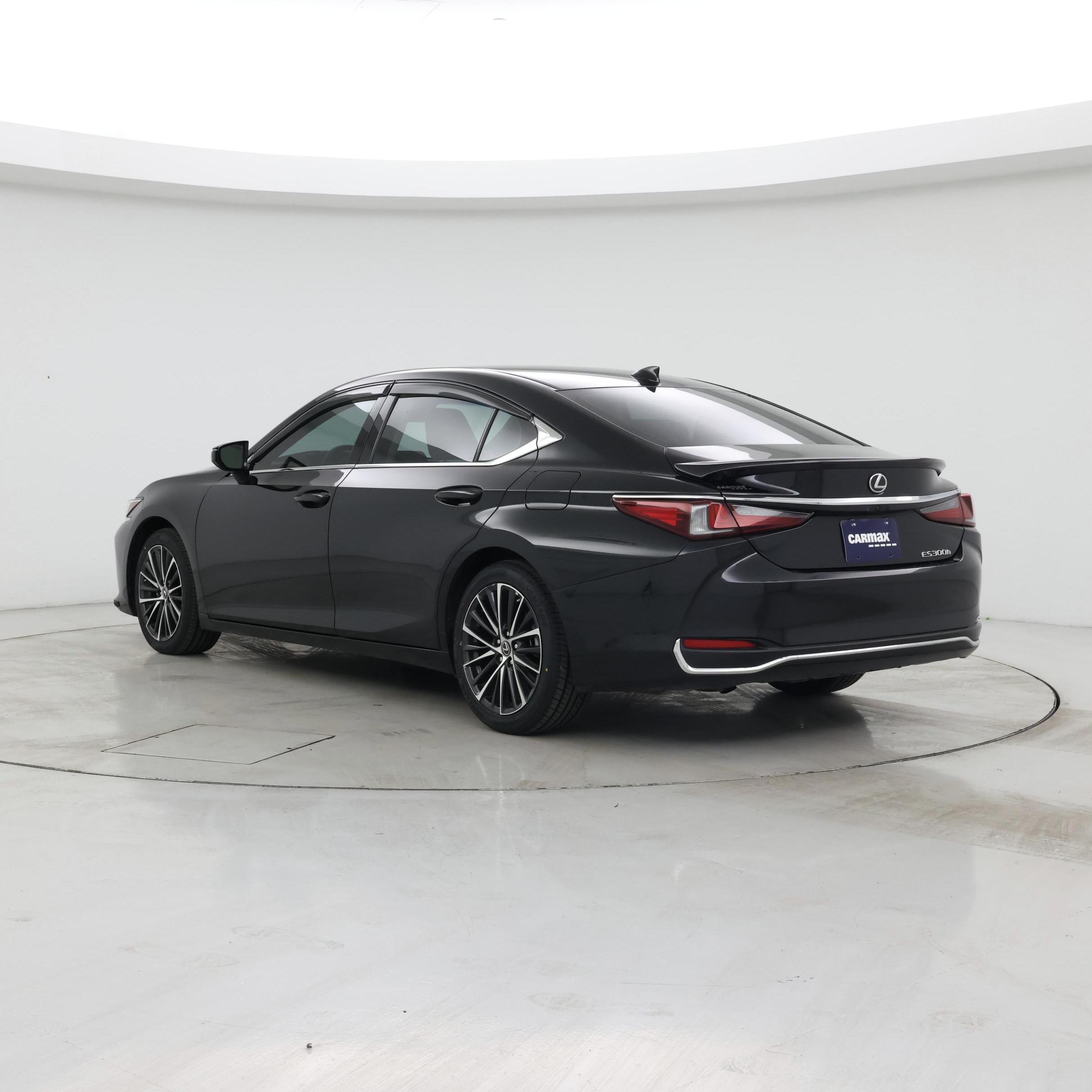 Thumbnail: 2024 Lexus ES - 2