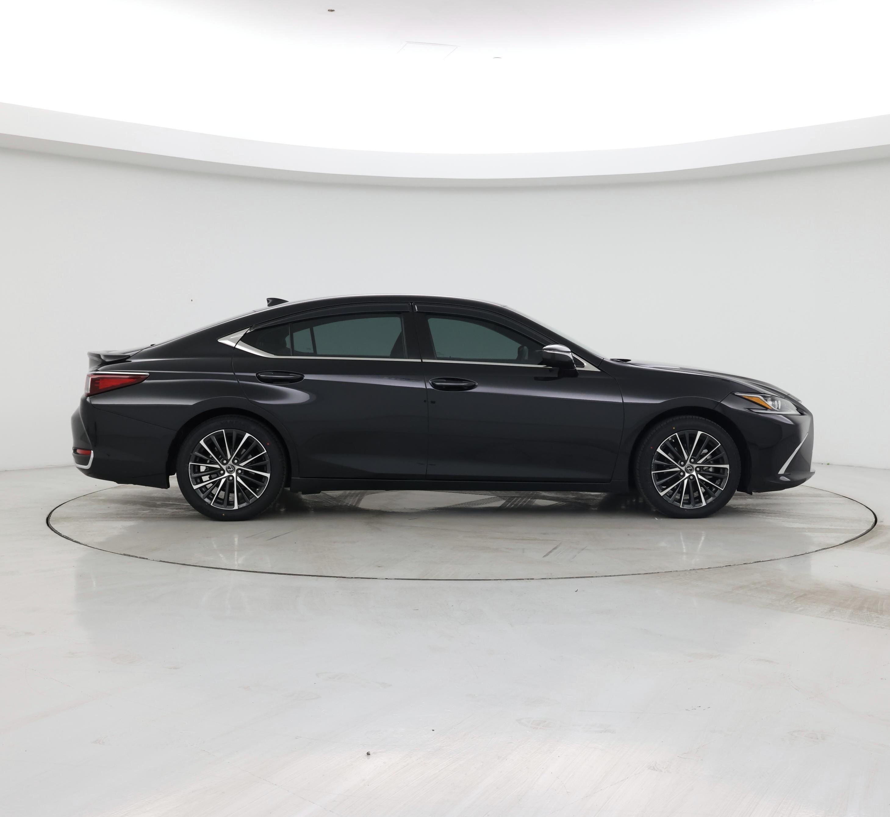 Thumbnail: 2024 Lexus ES - 7