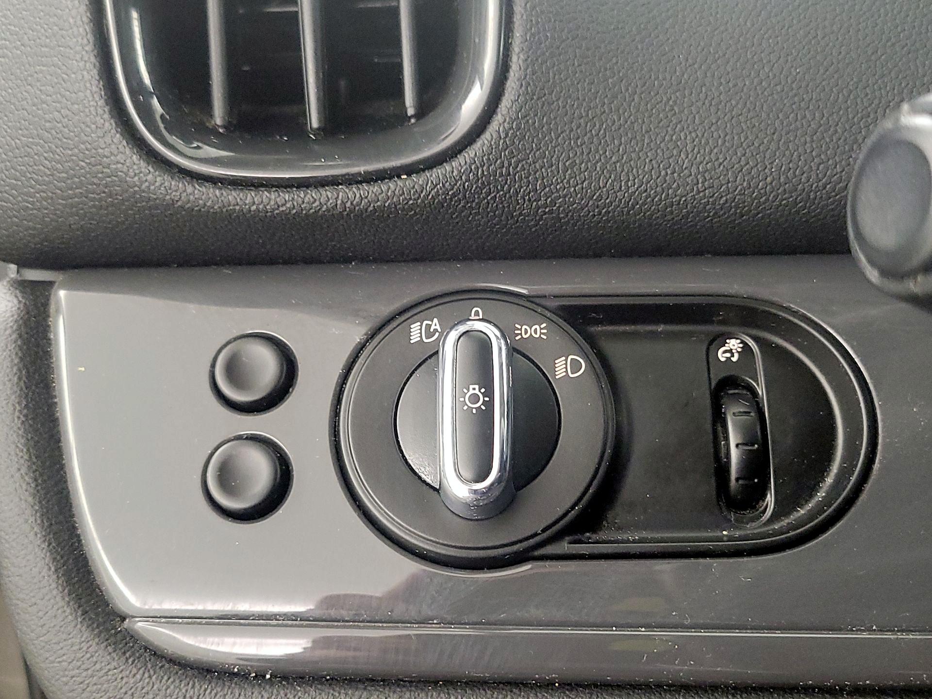 Thumbnail: 2018 MINI Cooper Countryman - 13