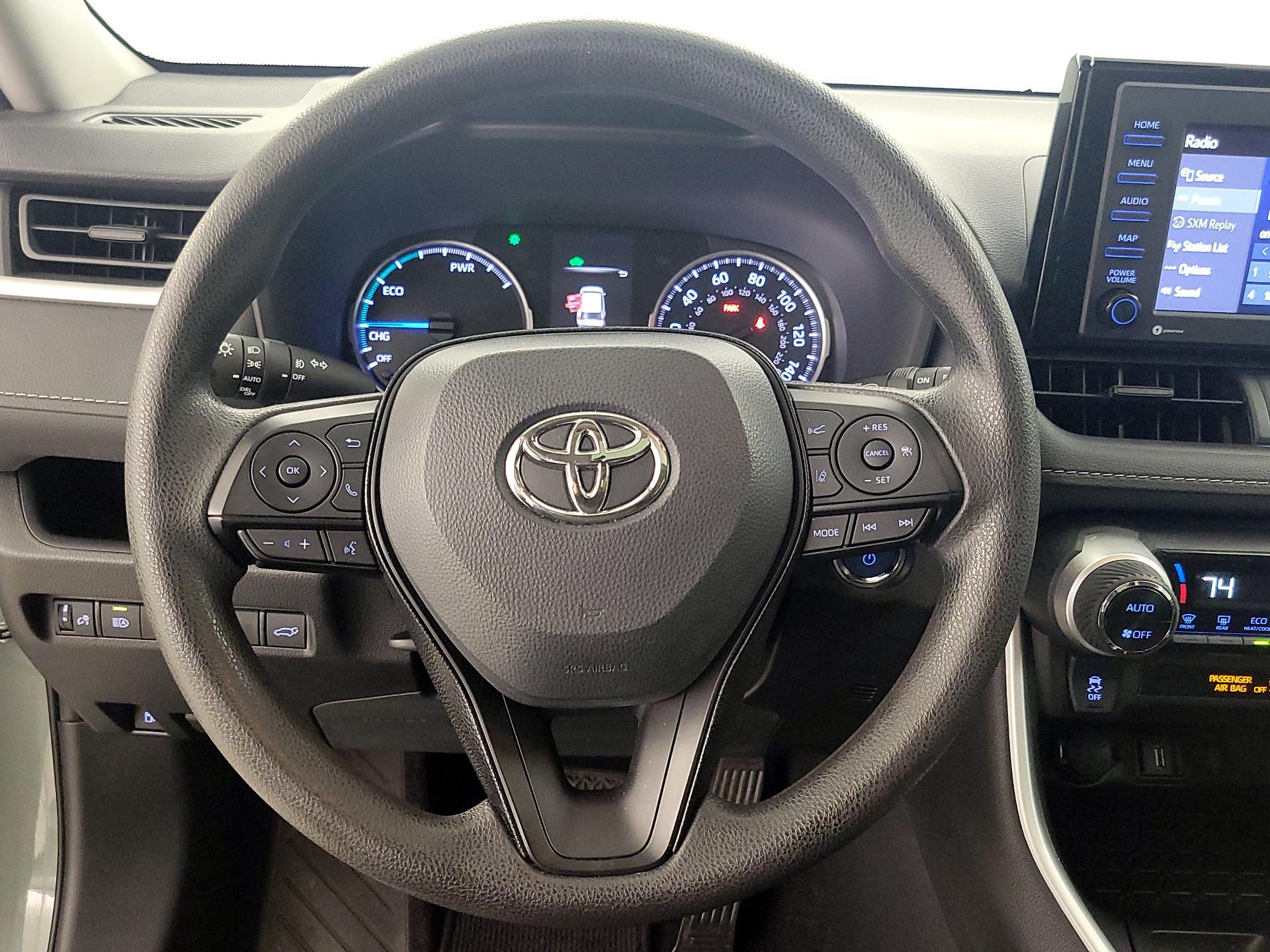 Thumbnail: 2021 Toyota RAV4 - 10