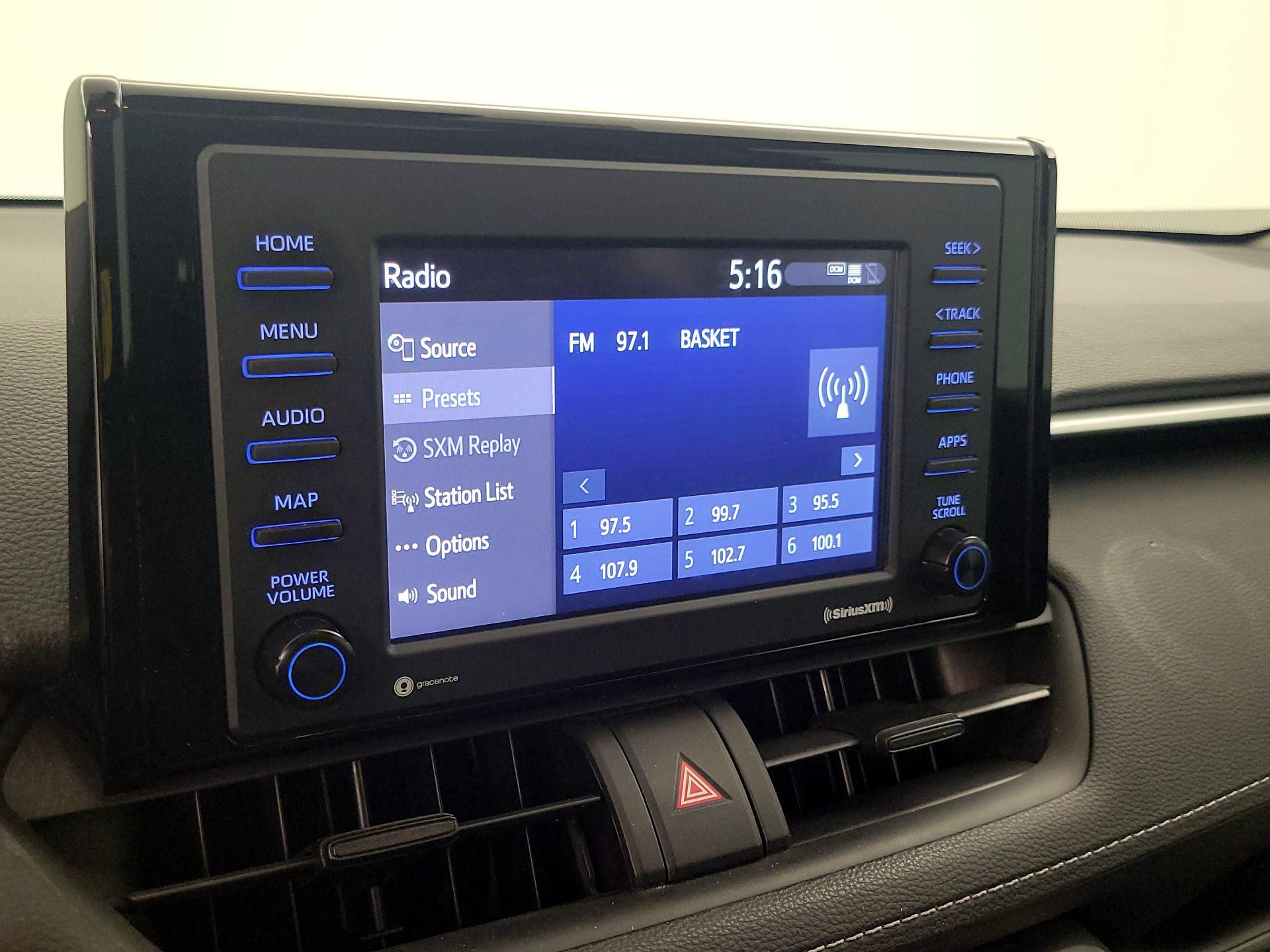 Thumbnail: 2021 Toyota RAV4 - 15