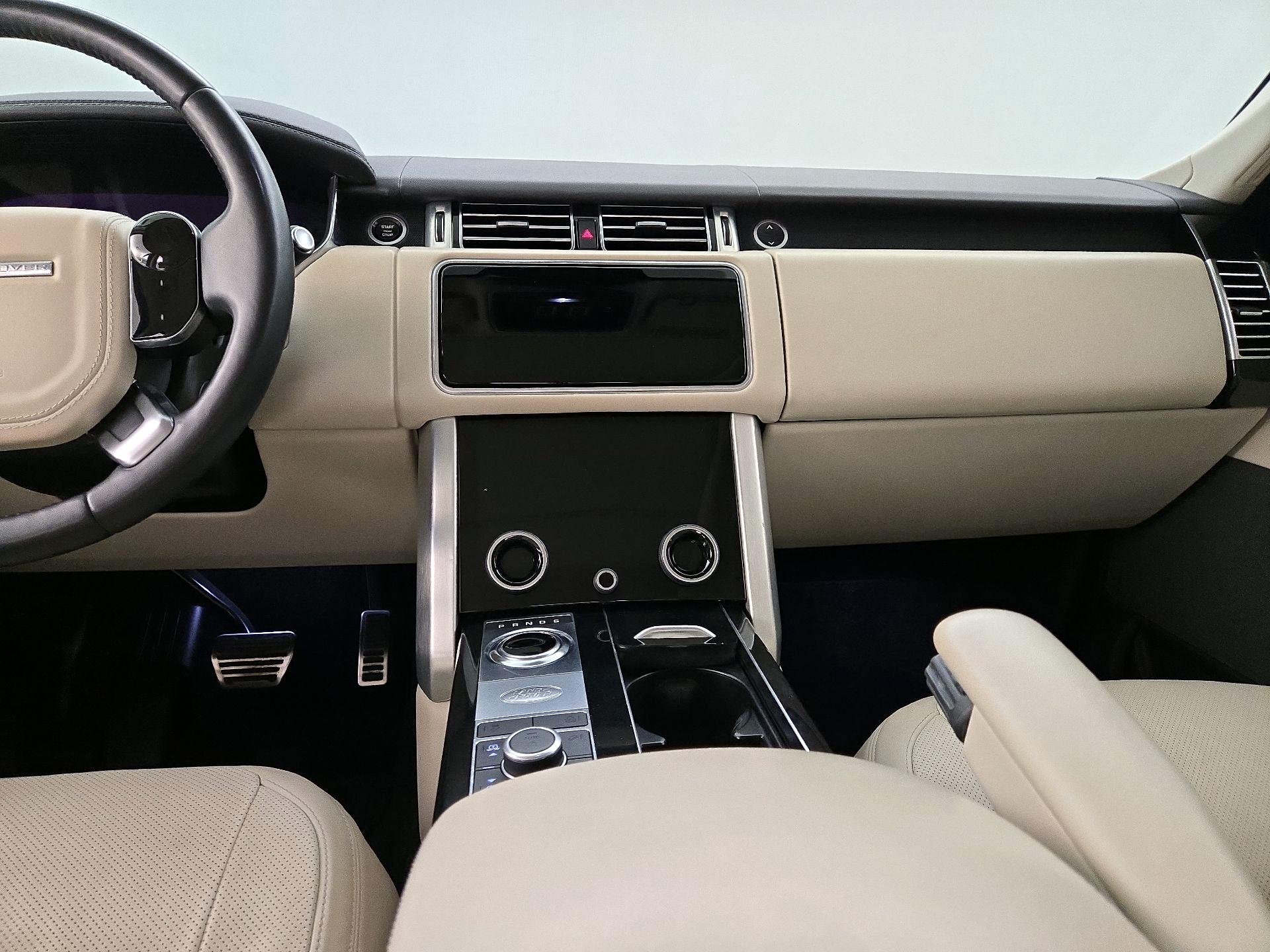 Thumbnail: 2021 Land Rover Range Rover - 9