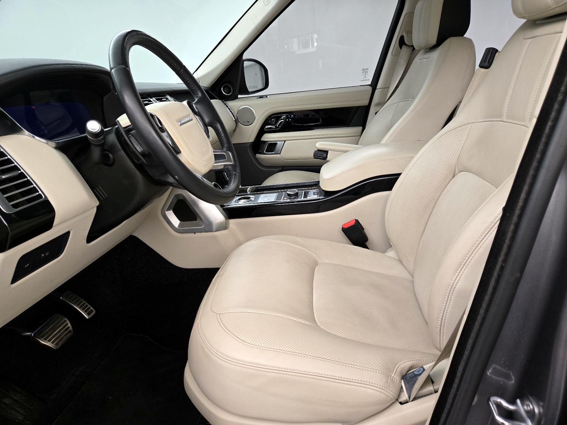 Thumbnail: 2021 Land Rover Range Rover - 11