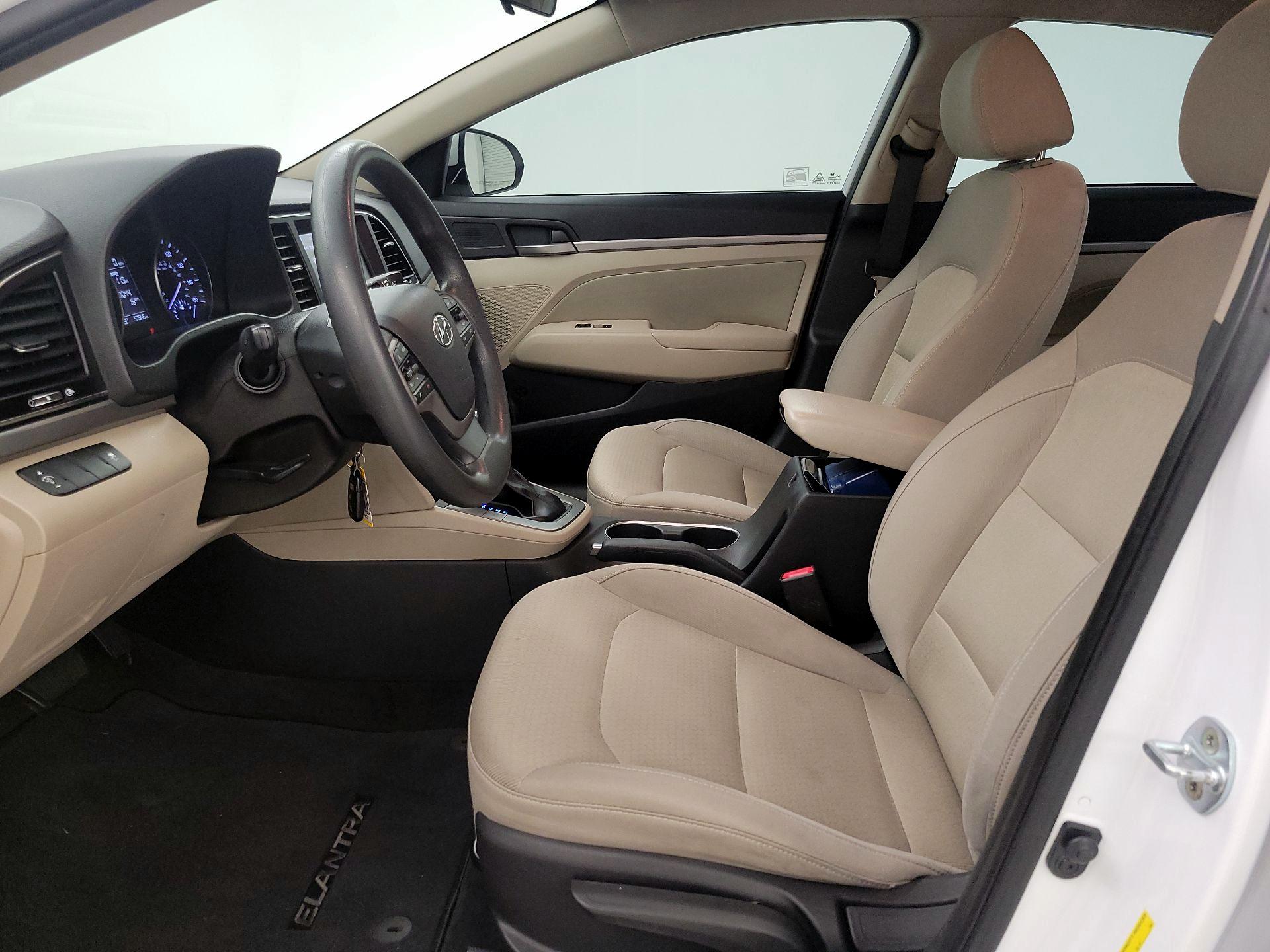 Thumbnail: 2017 Hyundai Elantra - 11