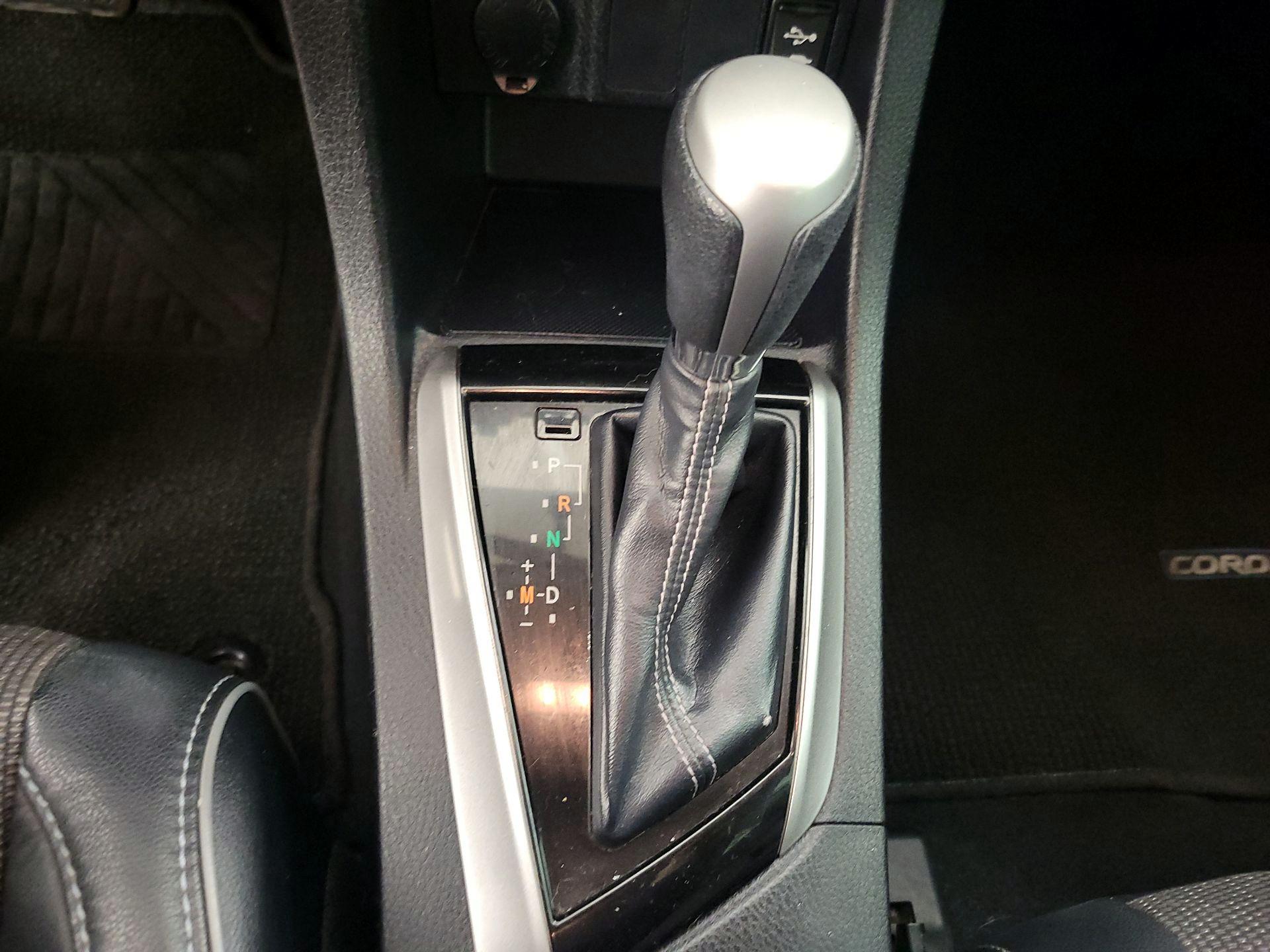 Thumbnail: 2014 Toyota Corolla - 17