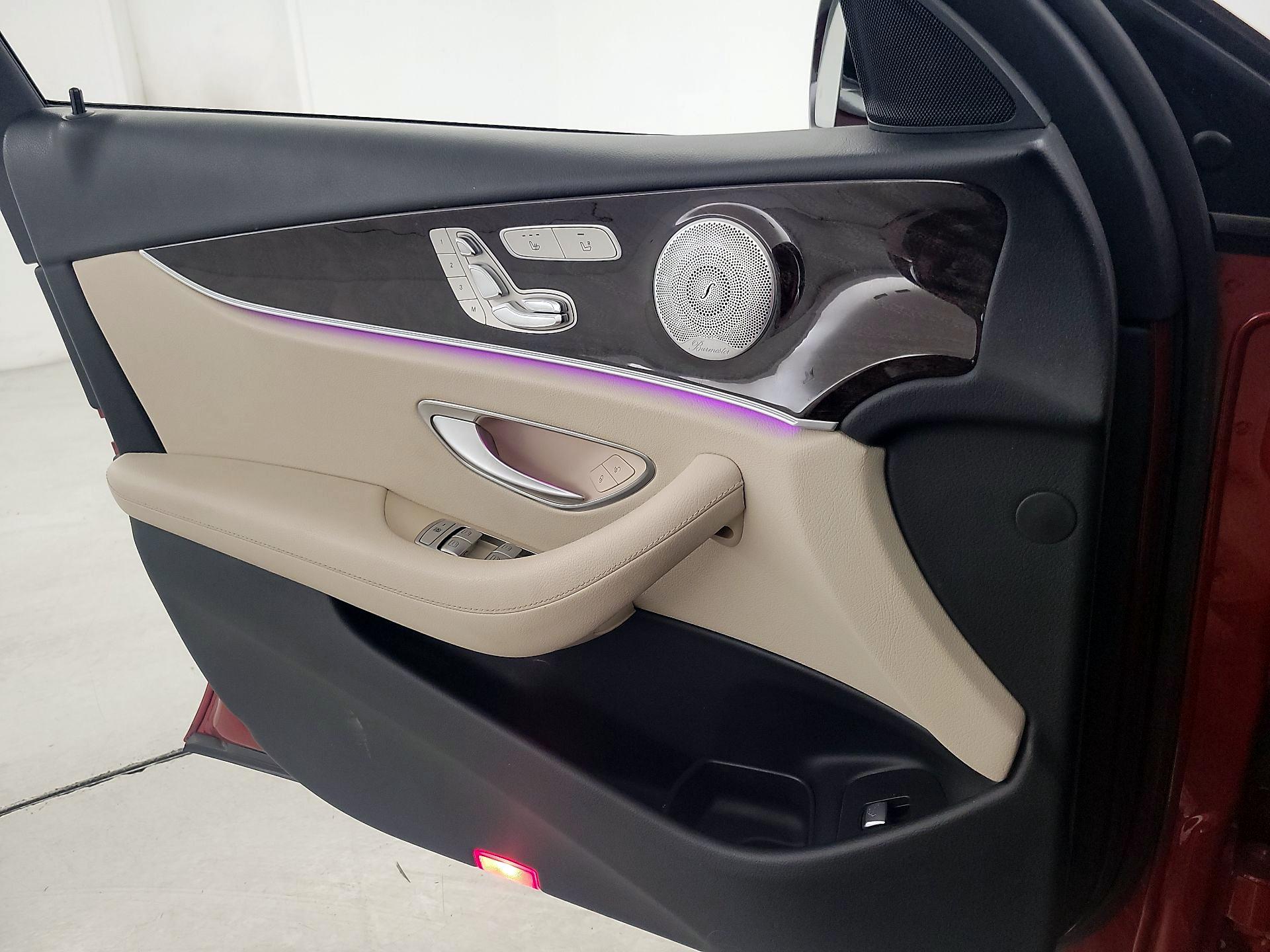 Thumbnail: 2019 Mercedes-Benz E-Class - 12