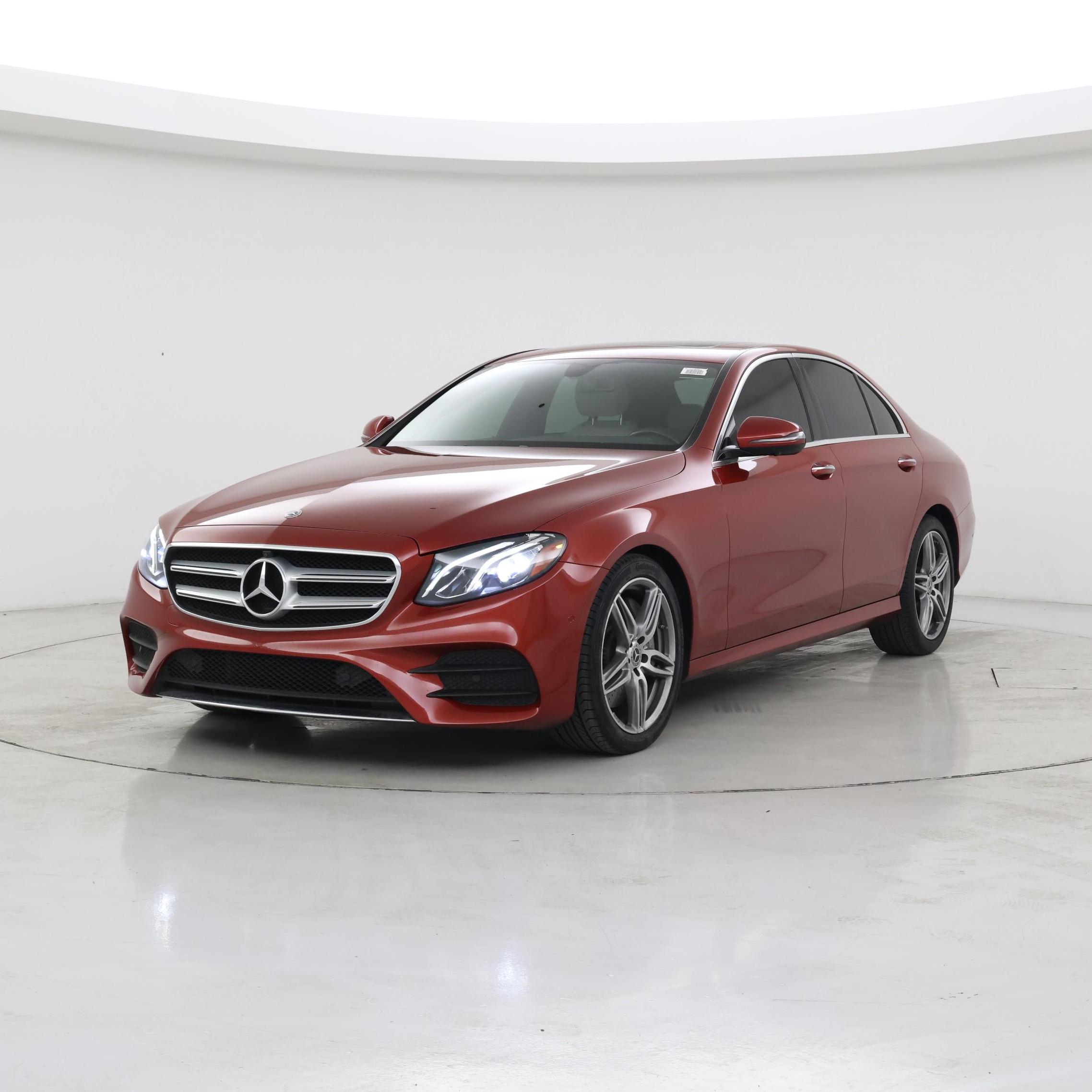 Thumbnail: 2019 Mercedes-Benz E-Class - 4