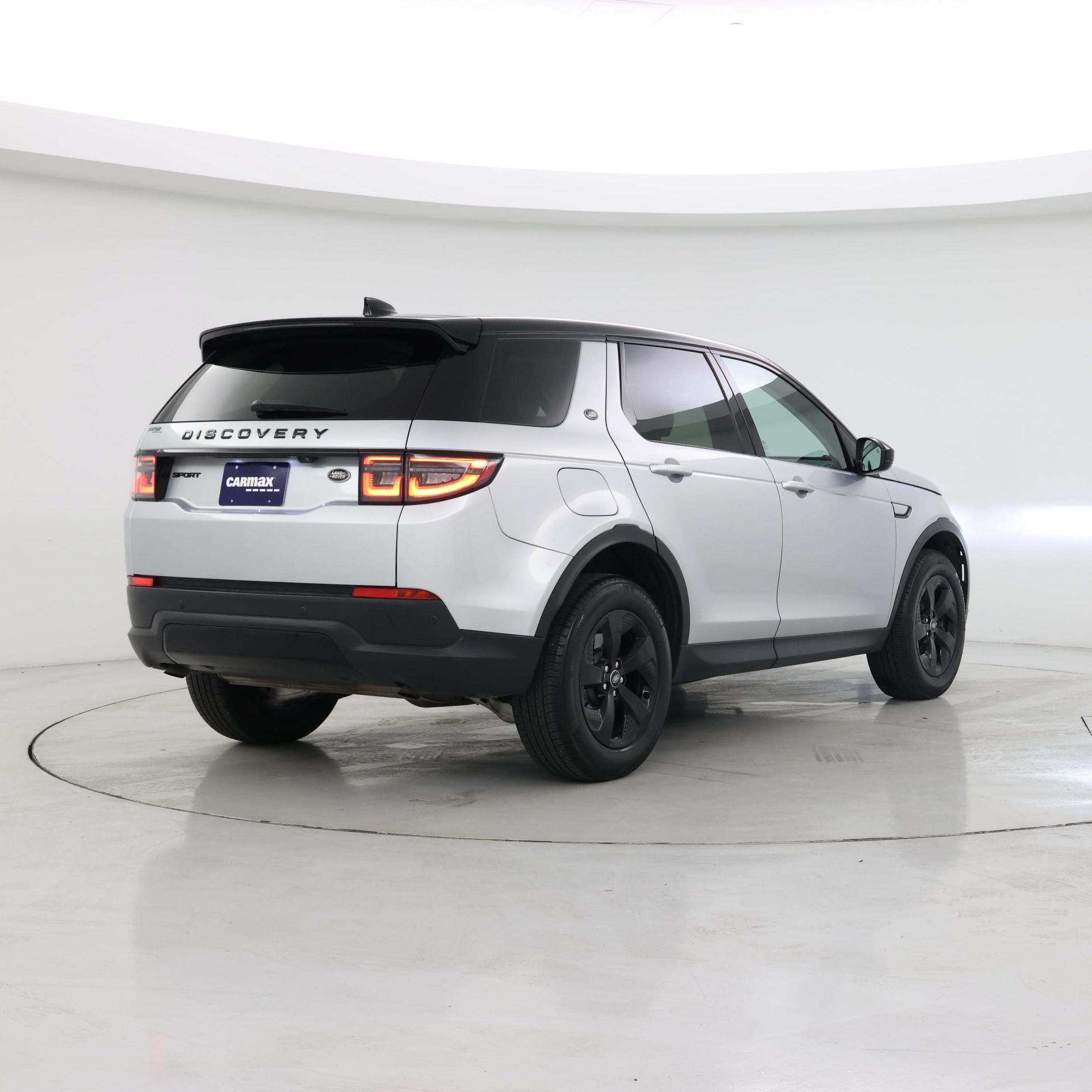 Thumbnail: 2023 Land Rover Discovery Sport - 8
