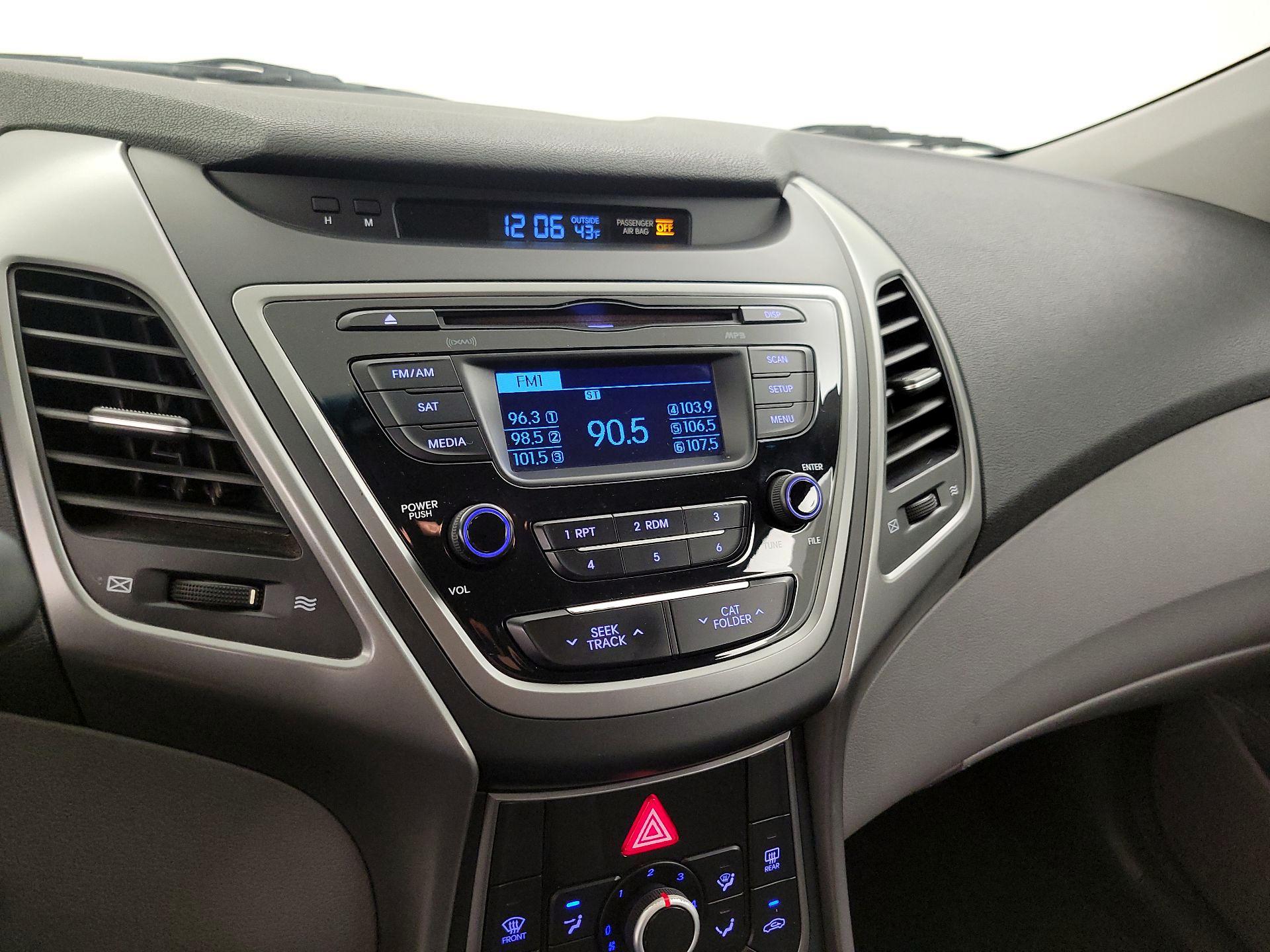 Thumbnail: 2015 Hyundai Elantra - 14