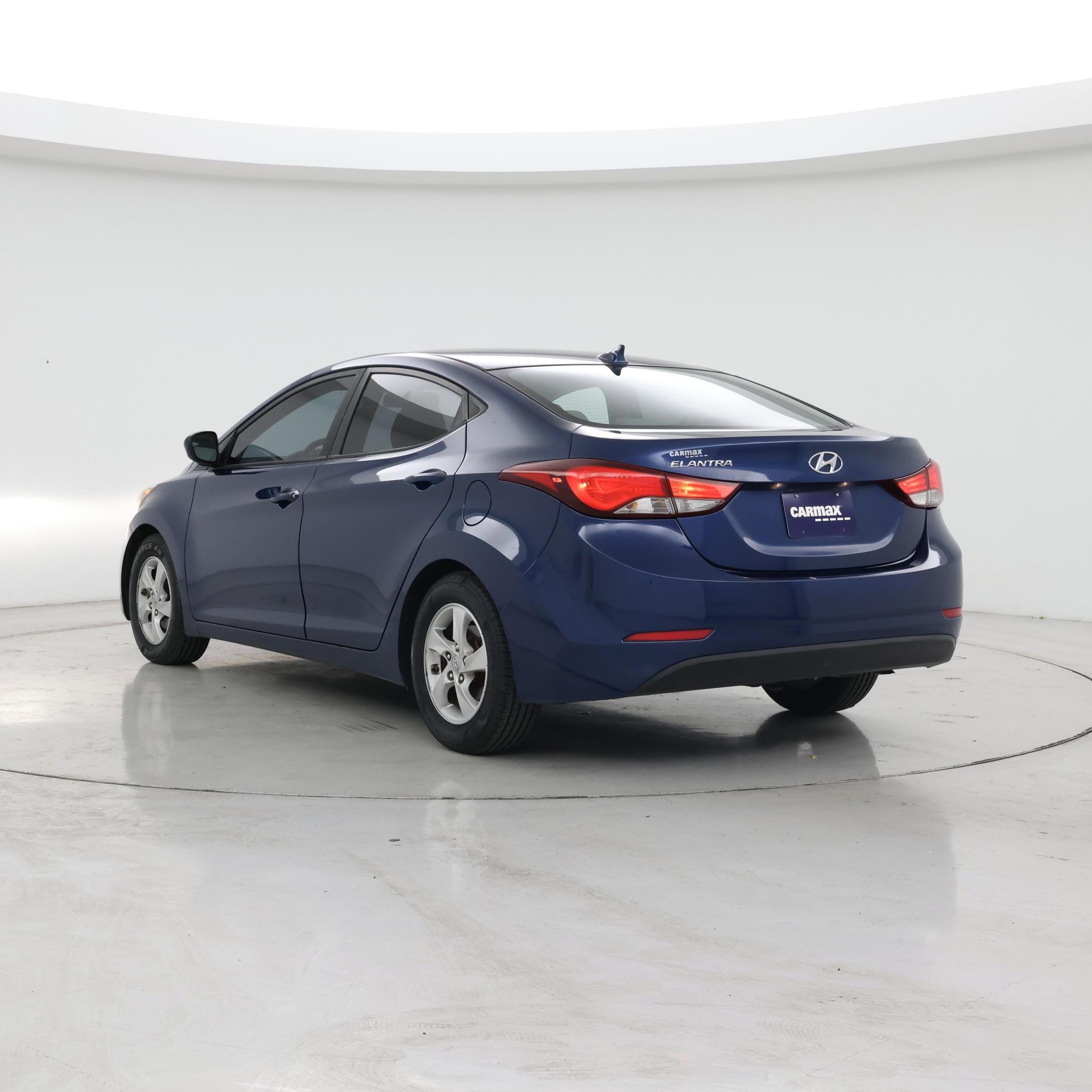 Thumbnail: 2015 Hyundai Elantra - 2
