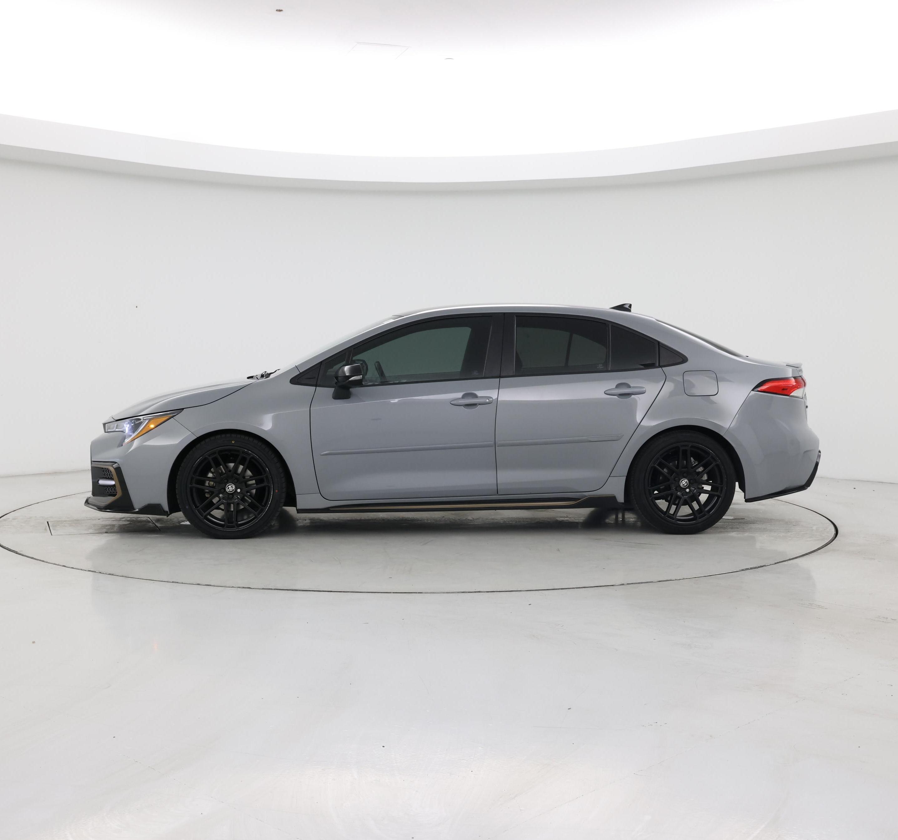 Thumbnail: 2022 Toyota Corolla - 3