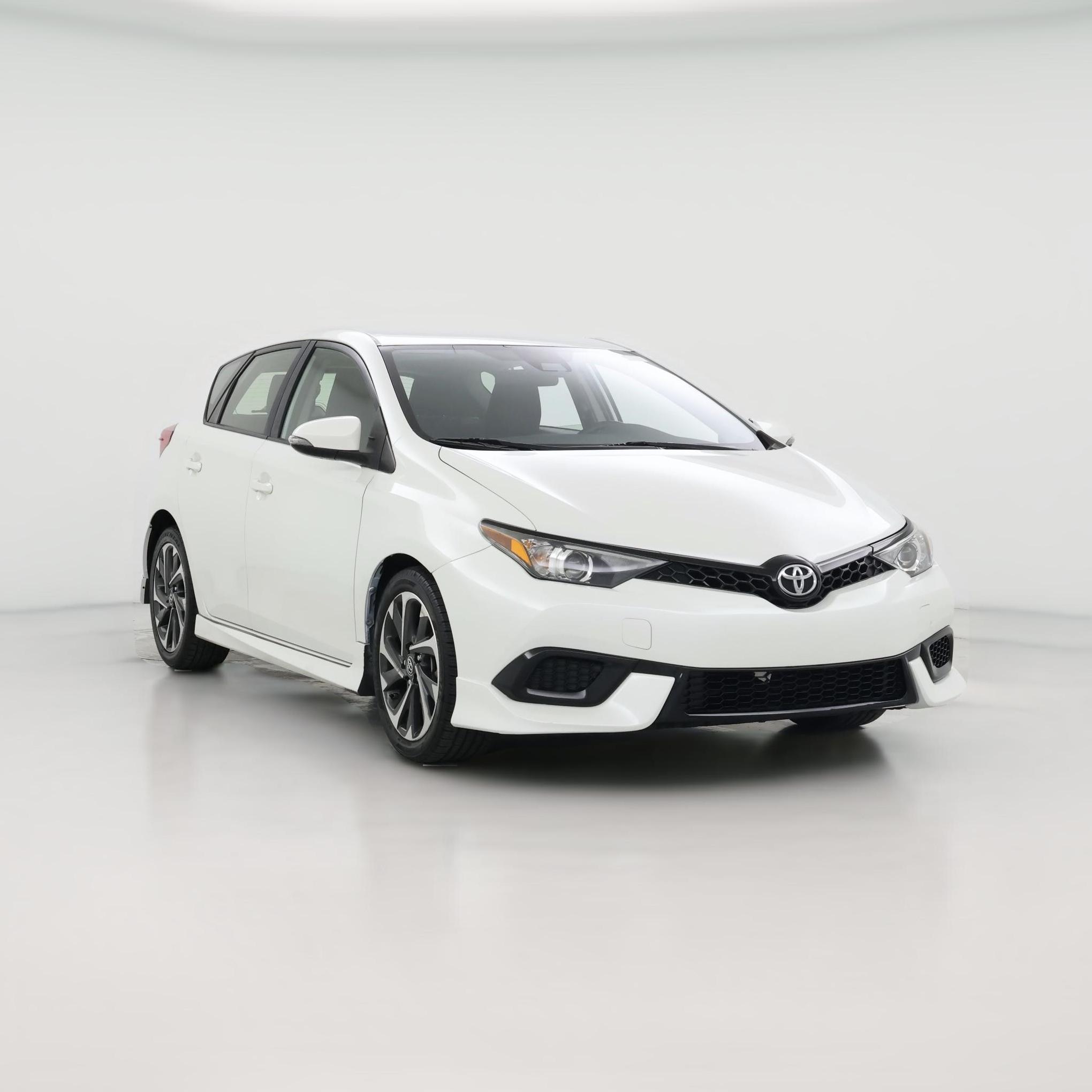 Thumbnail: 2017 Toyota Corolla iM - 1