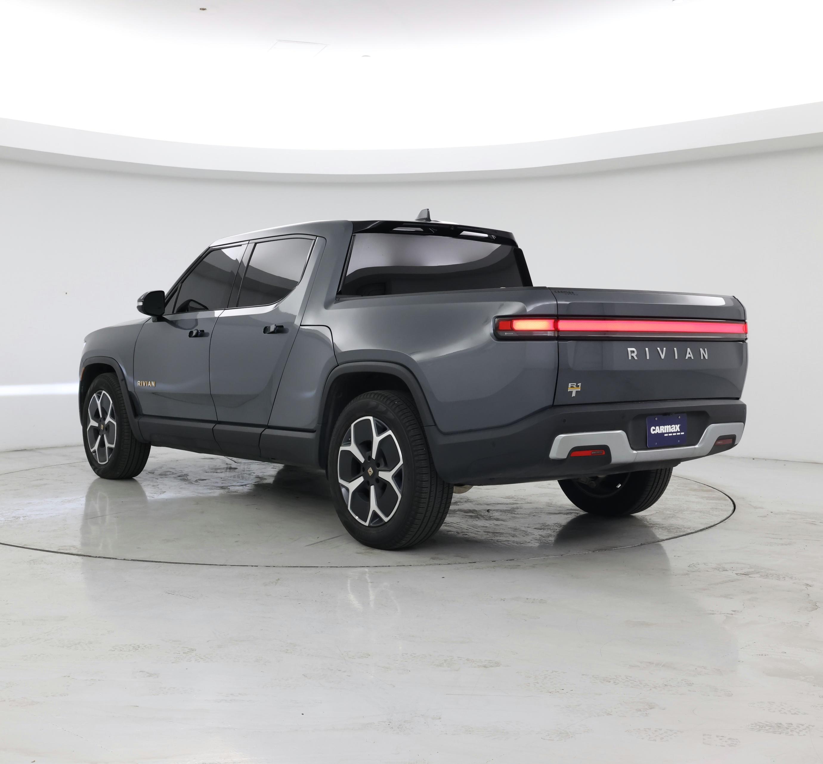 Thumbnail: 2022 Rivian R1T - 2