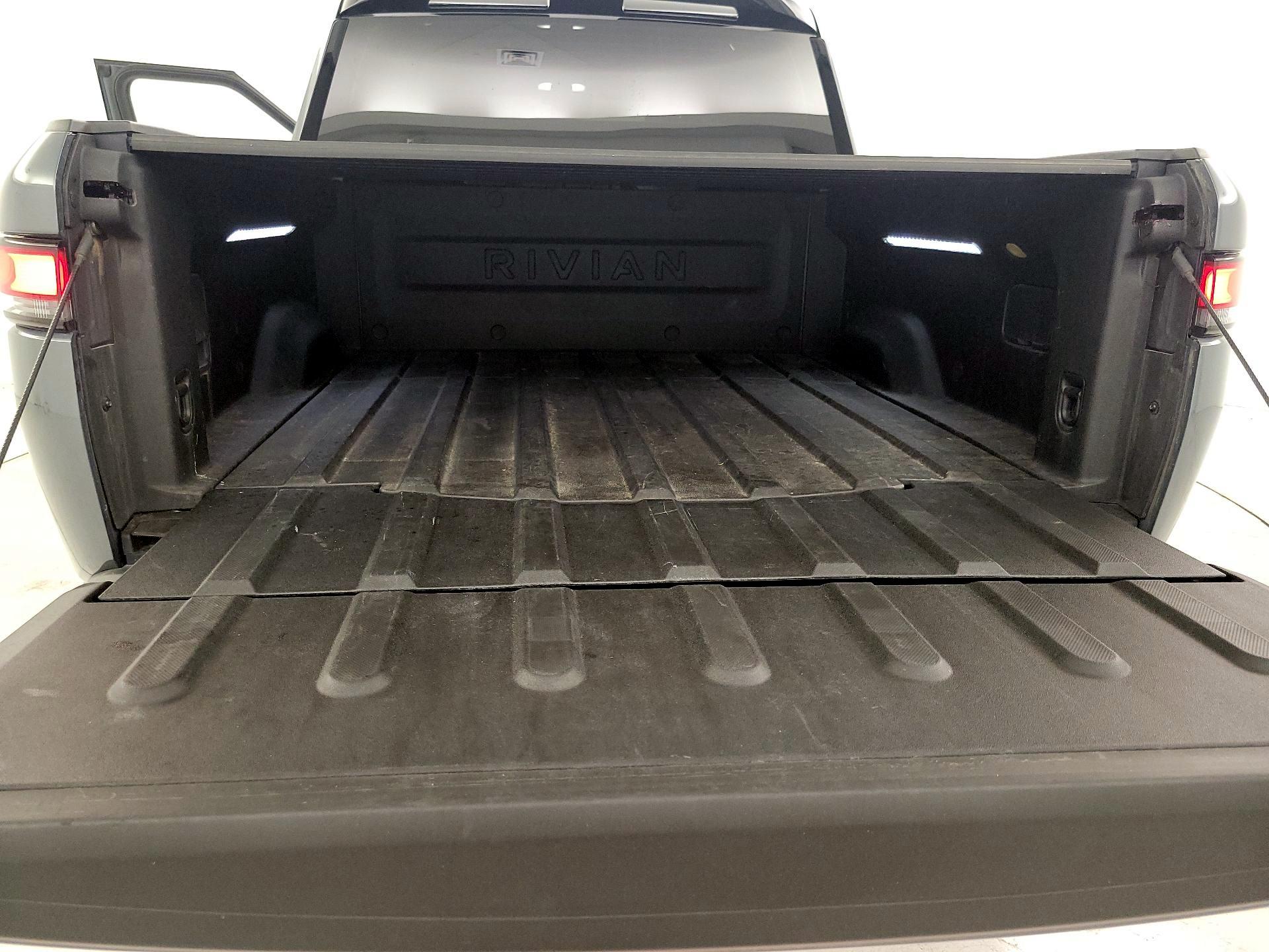 Thumbnail: 2022 Rivian R1T - 20