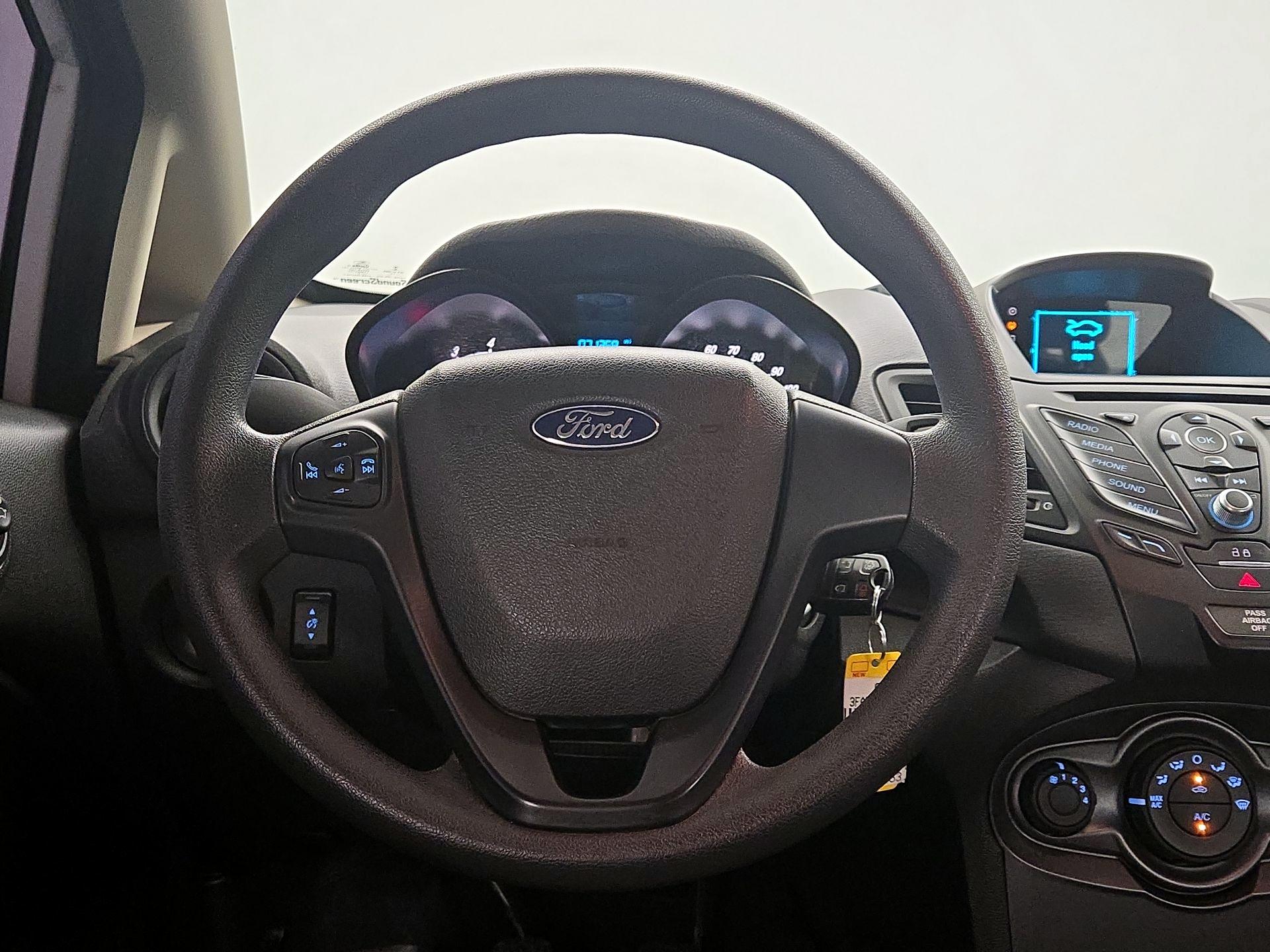 Thumbnail: 2017 Ford Fiesta - 10