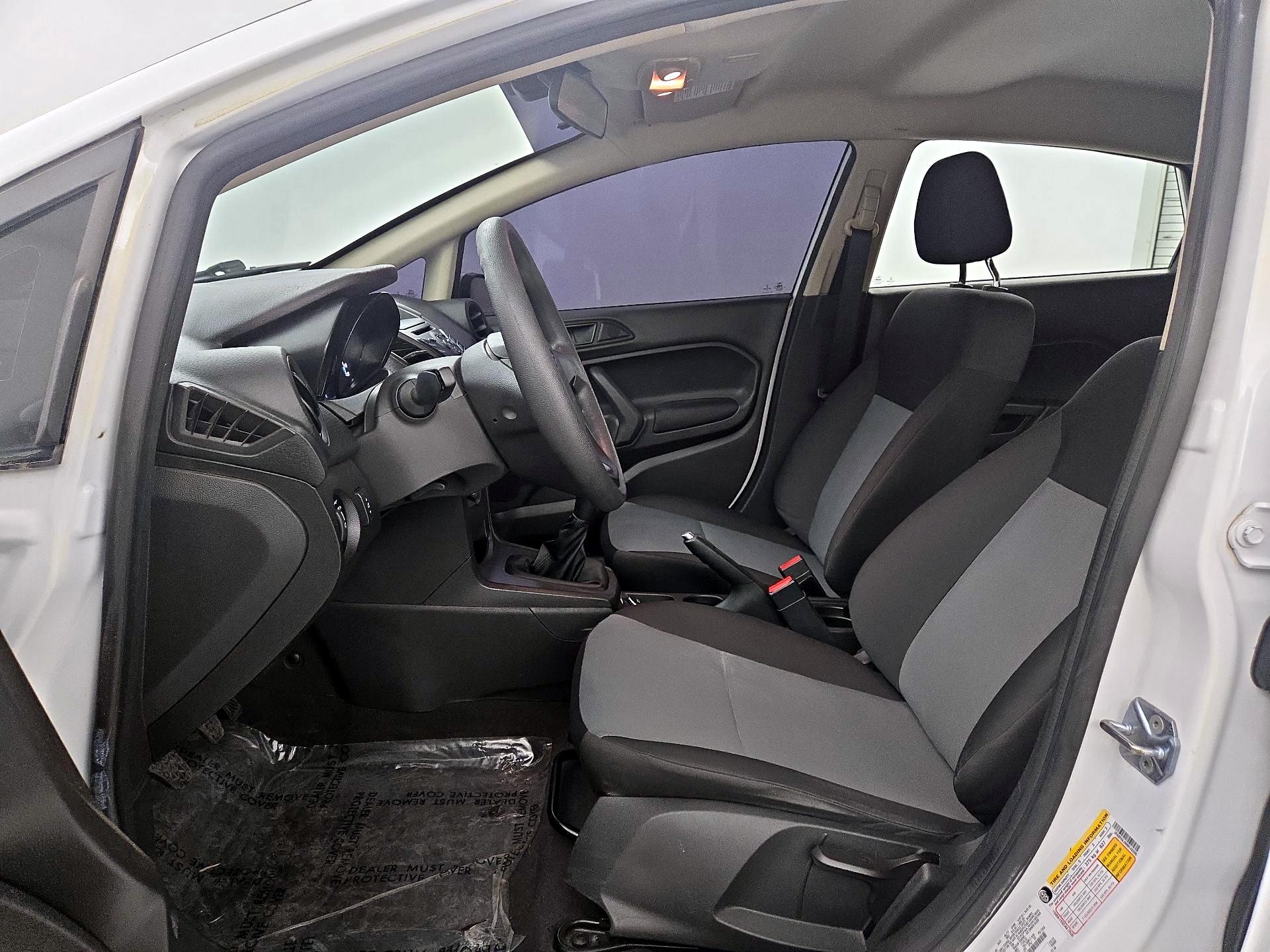 Thumbnail: 2017 Ford Fiesta - 11