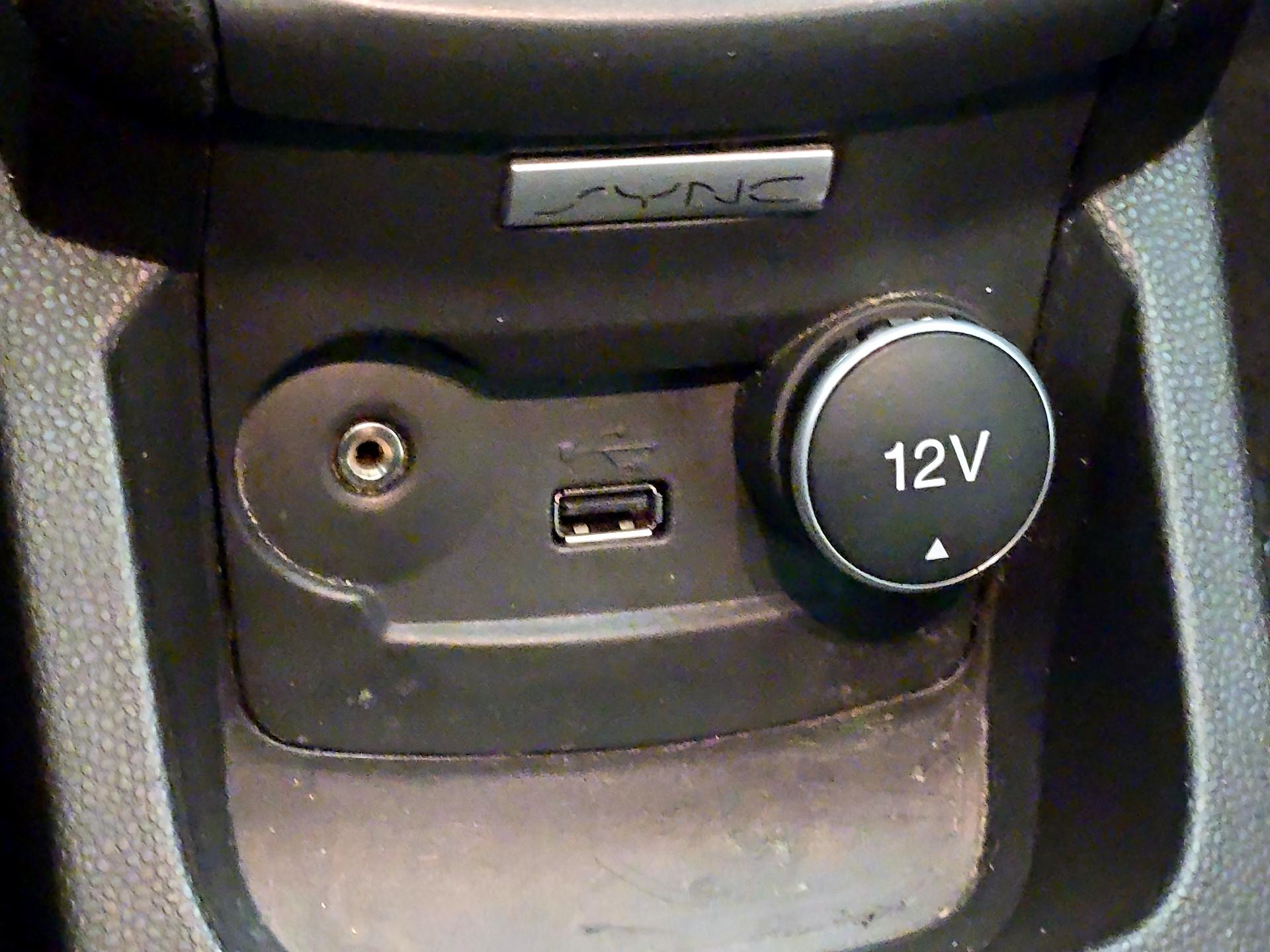 Thumbnail: 2017 Ford Fiesta - 17