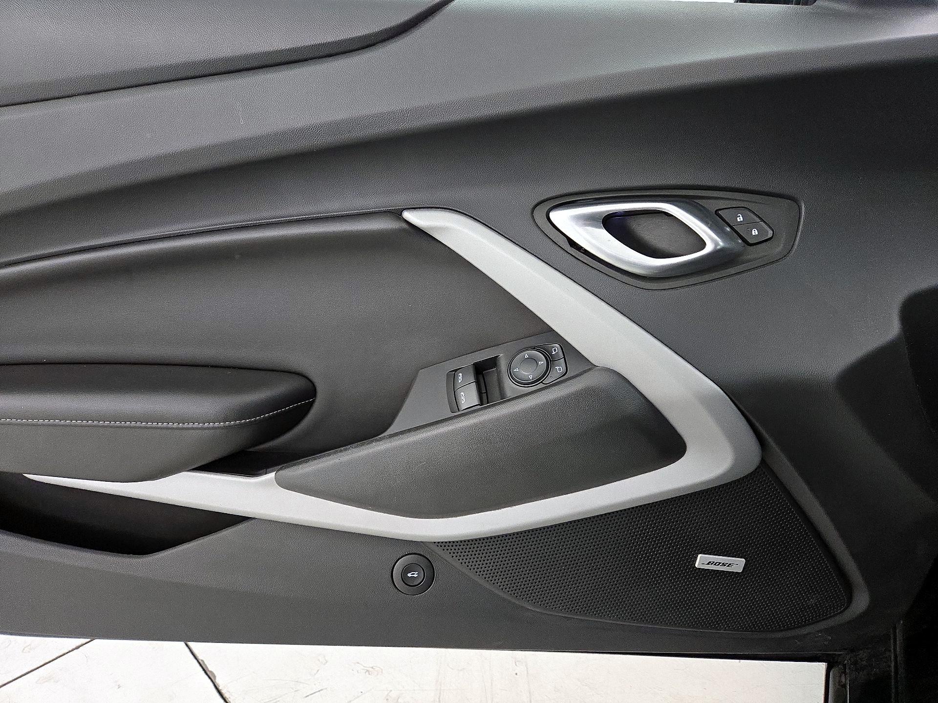 Thumbnail: 2022 Chevrolet Camaro - 12