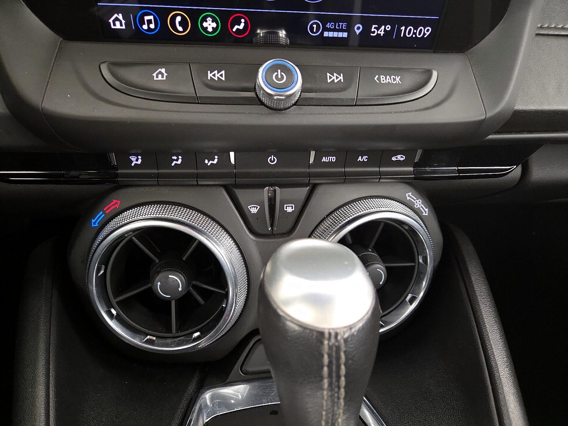 Thumbnail: 2022 Chevrolet Camaro - 16