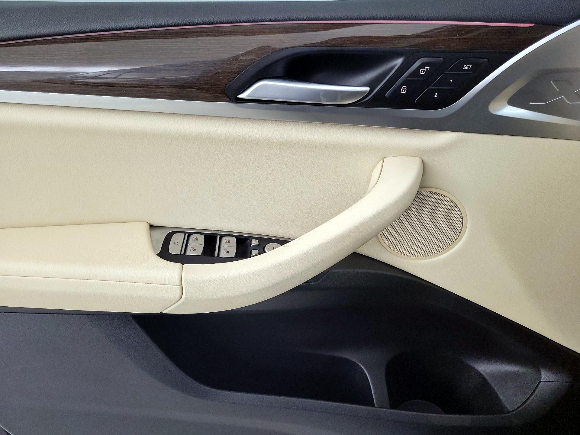 Thumbnail: 2022 BMW X3 - 12