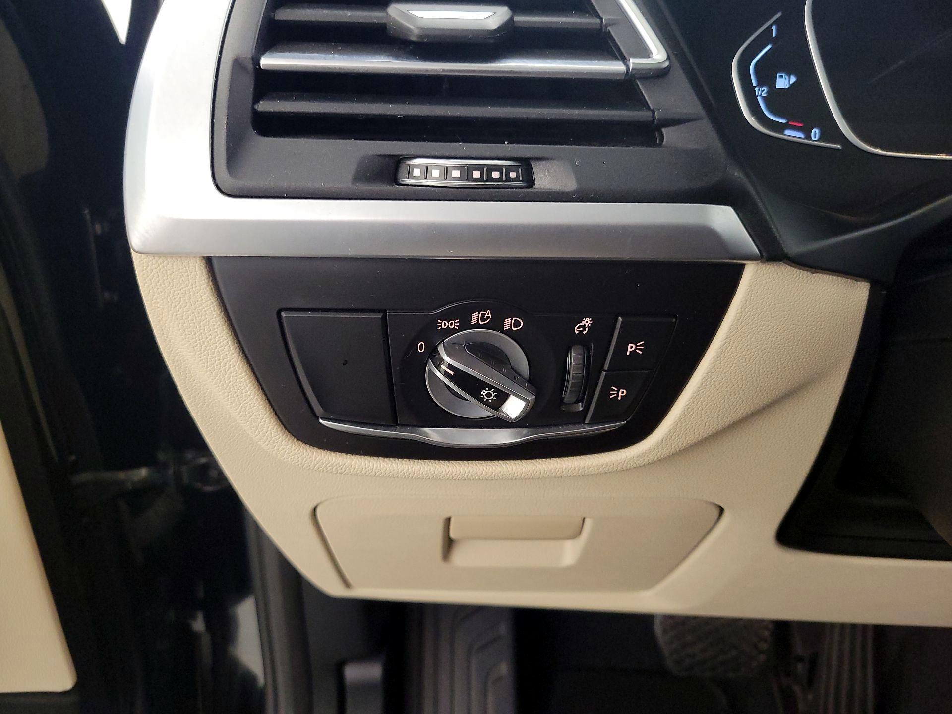 Thumbnail: 2022 BMW X3 - 13