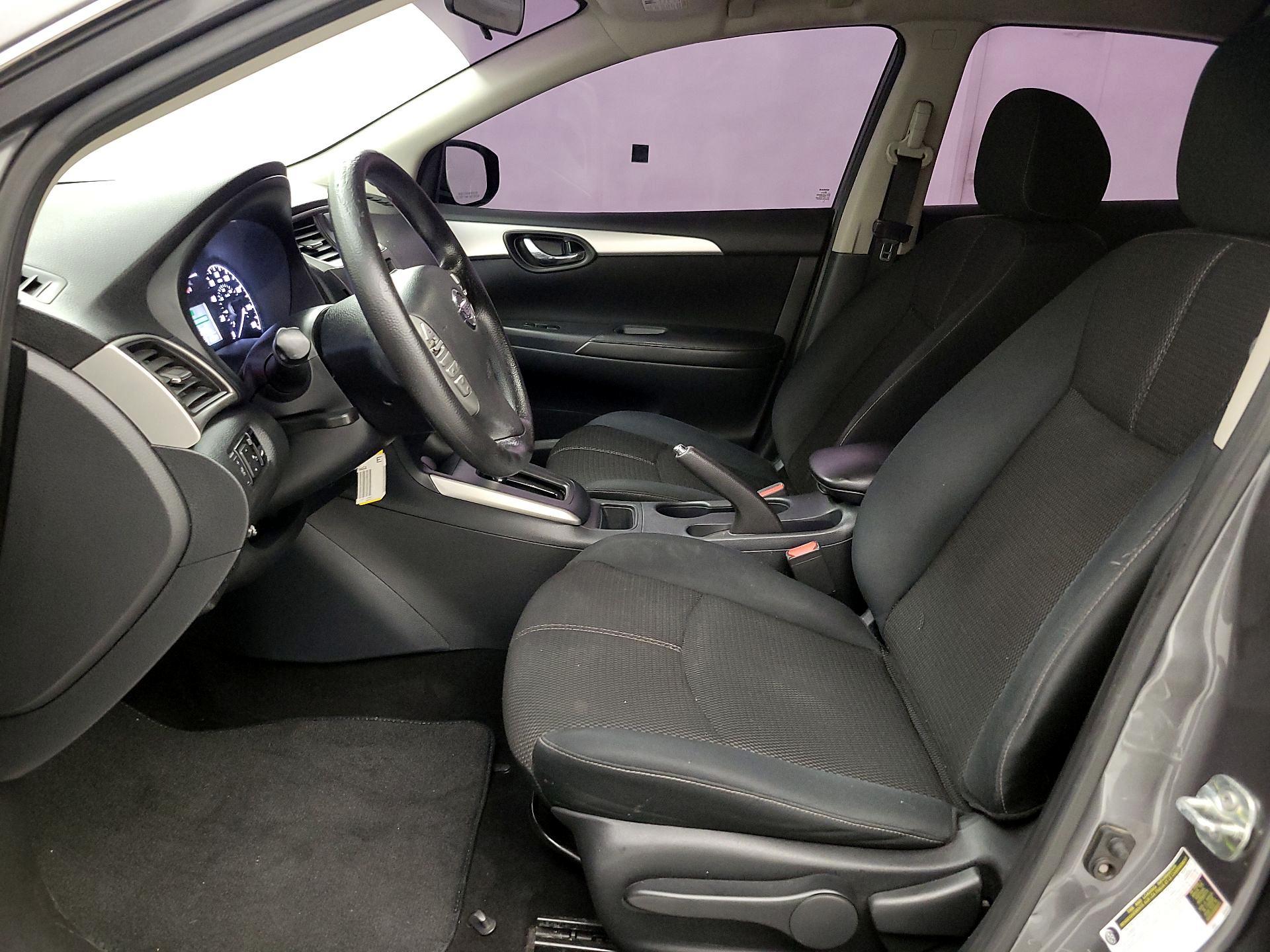 Thumbnail: 2017 Nissan Sentra - 11