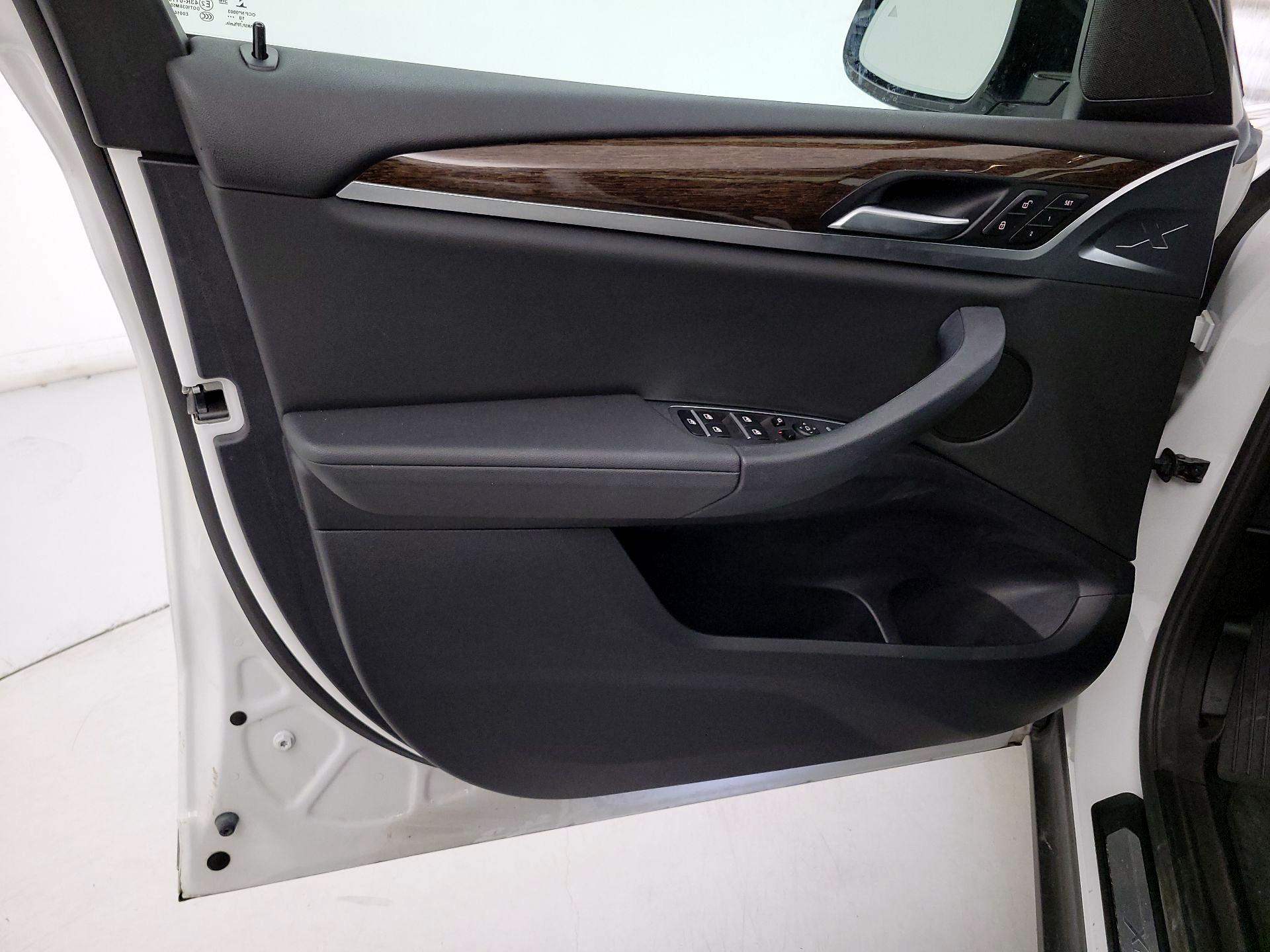 Thumbnail: 2019 BMW X3 - 12