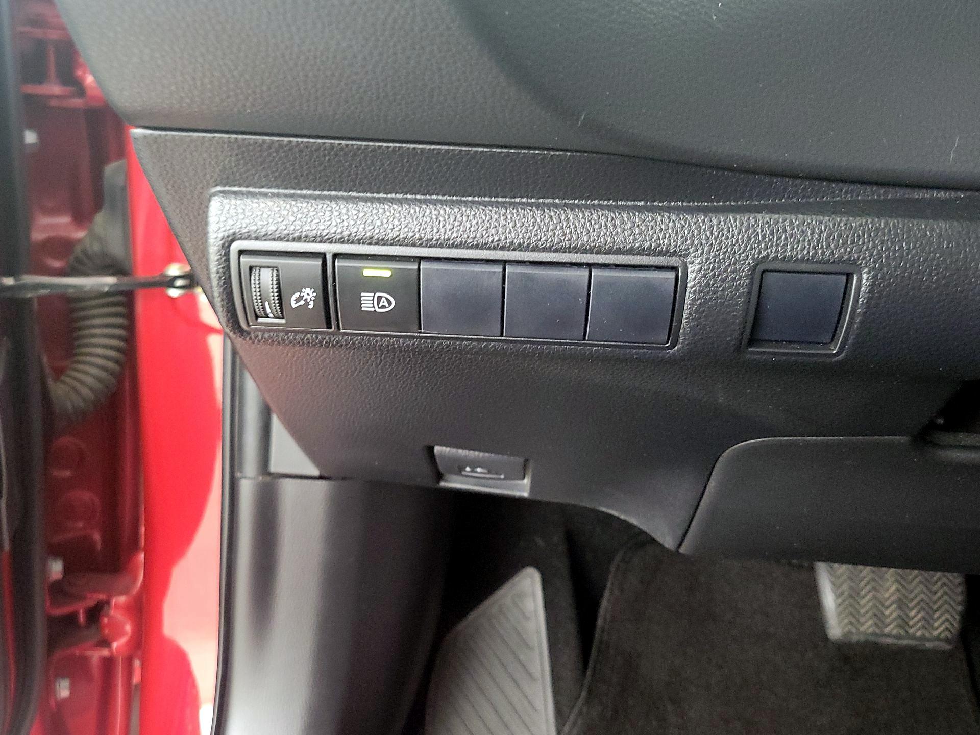 Thumbnail: 2020 Toyota Corolla - 13