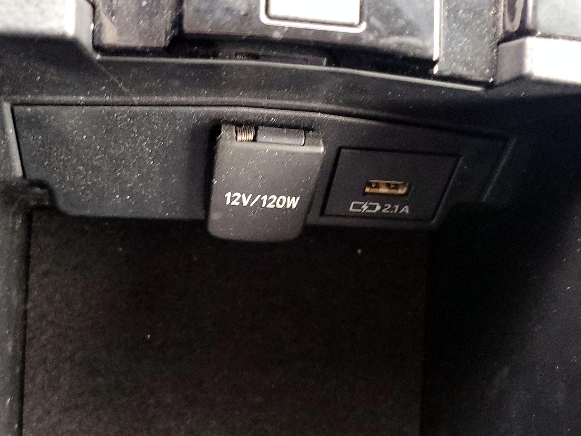 Thumbnail: 2020 Toyota Corolla - 18