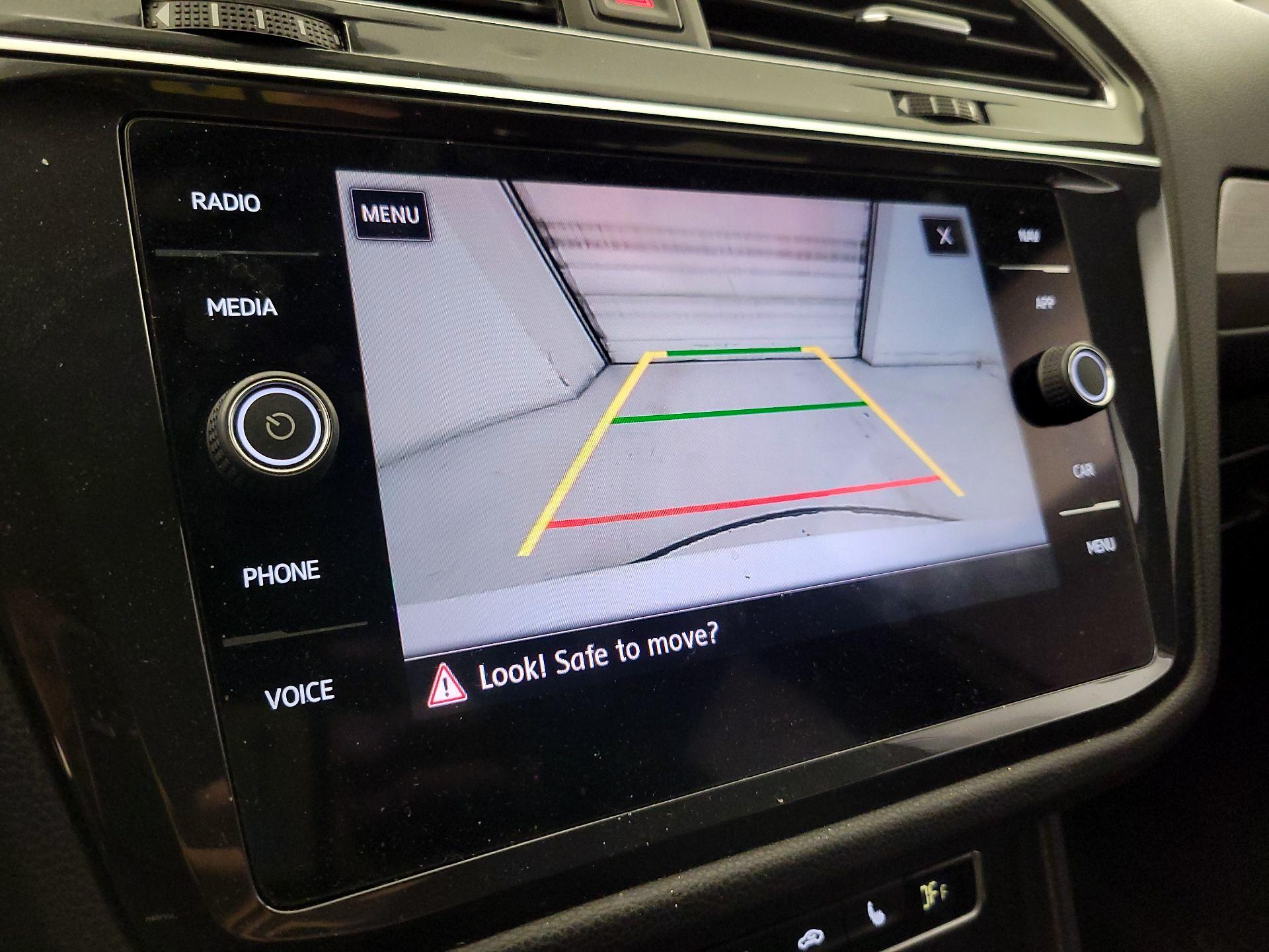 Thumbnail: 2019 Volkswagen Tiguan - 14