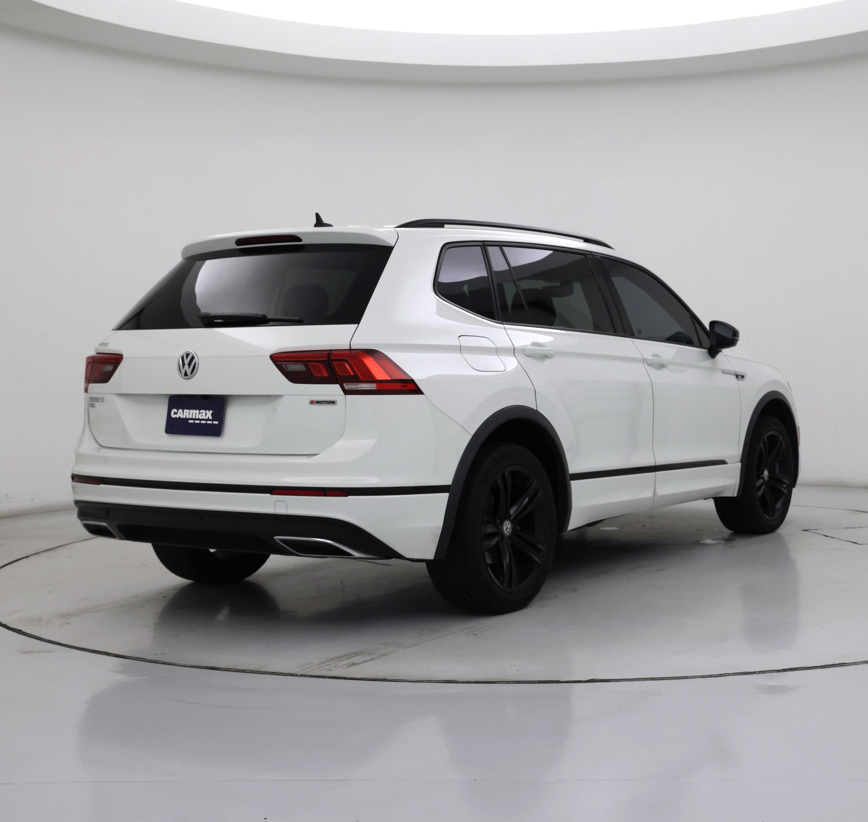 Thumbnail: 2019 Volkswagen Tiguan - 8