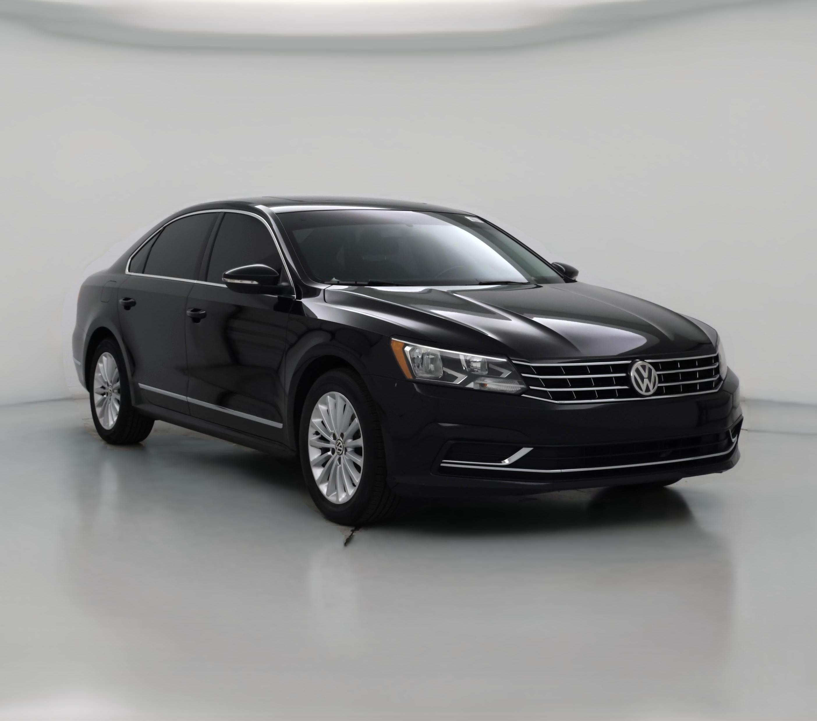 Thumbnail: 2017 Volkswagen Passat - 1