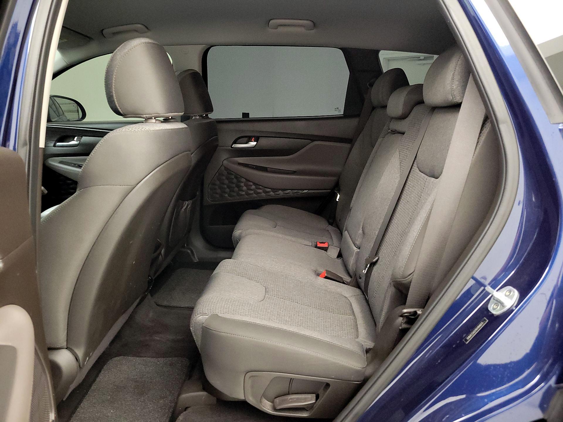 Thumbnail: 2019 Hyundai Santa Fe - 19