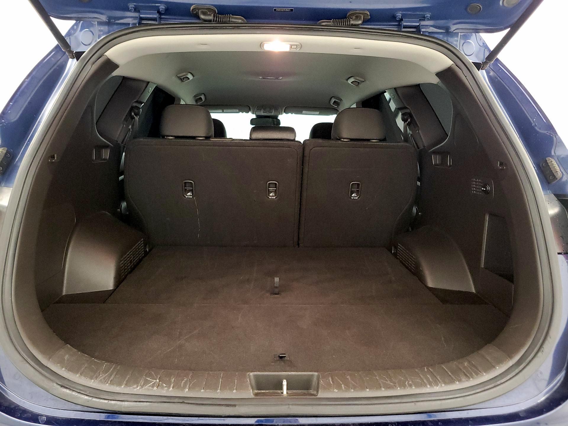 Thumbnail: 2019 Hyundai Santa Fe - 20