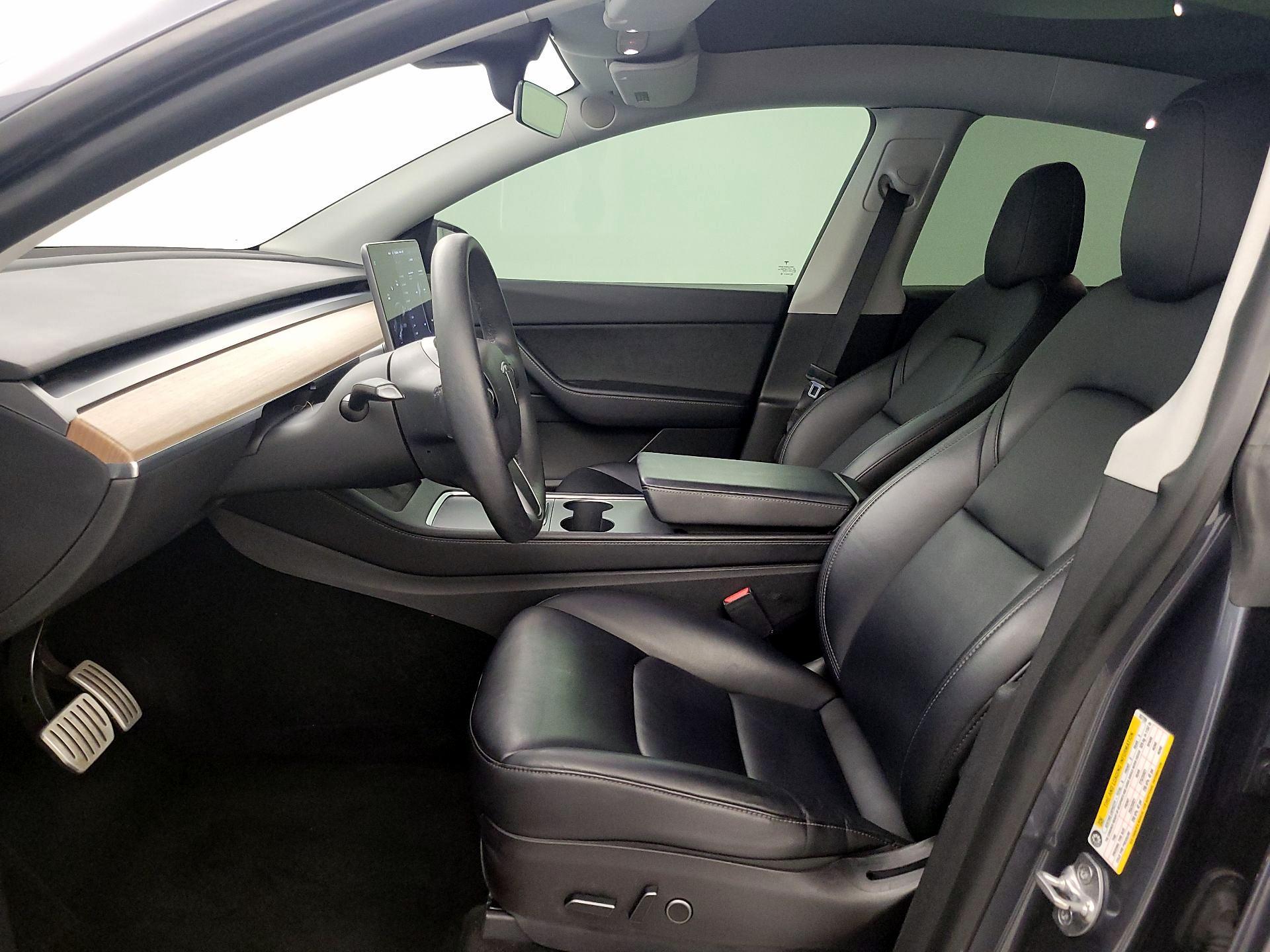 Thumbnail: 2022 Tesla Model Y - 11