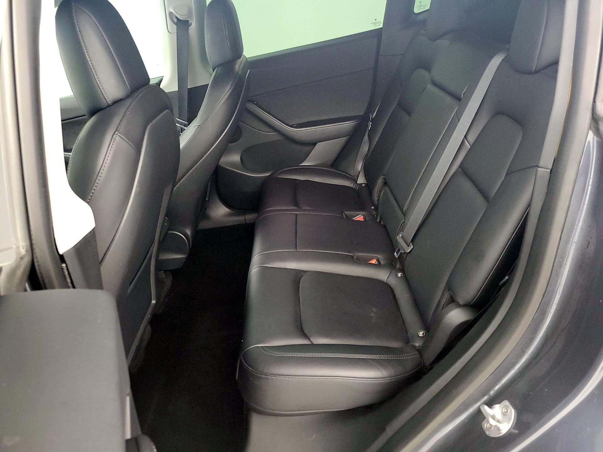 Thumbnail: 2022 Tesla Model Y - 18